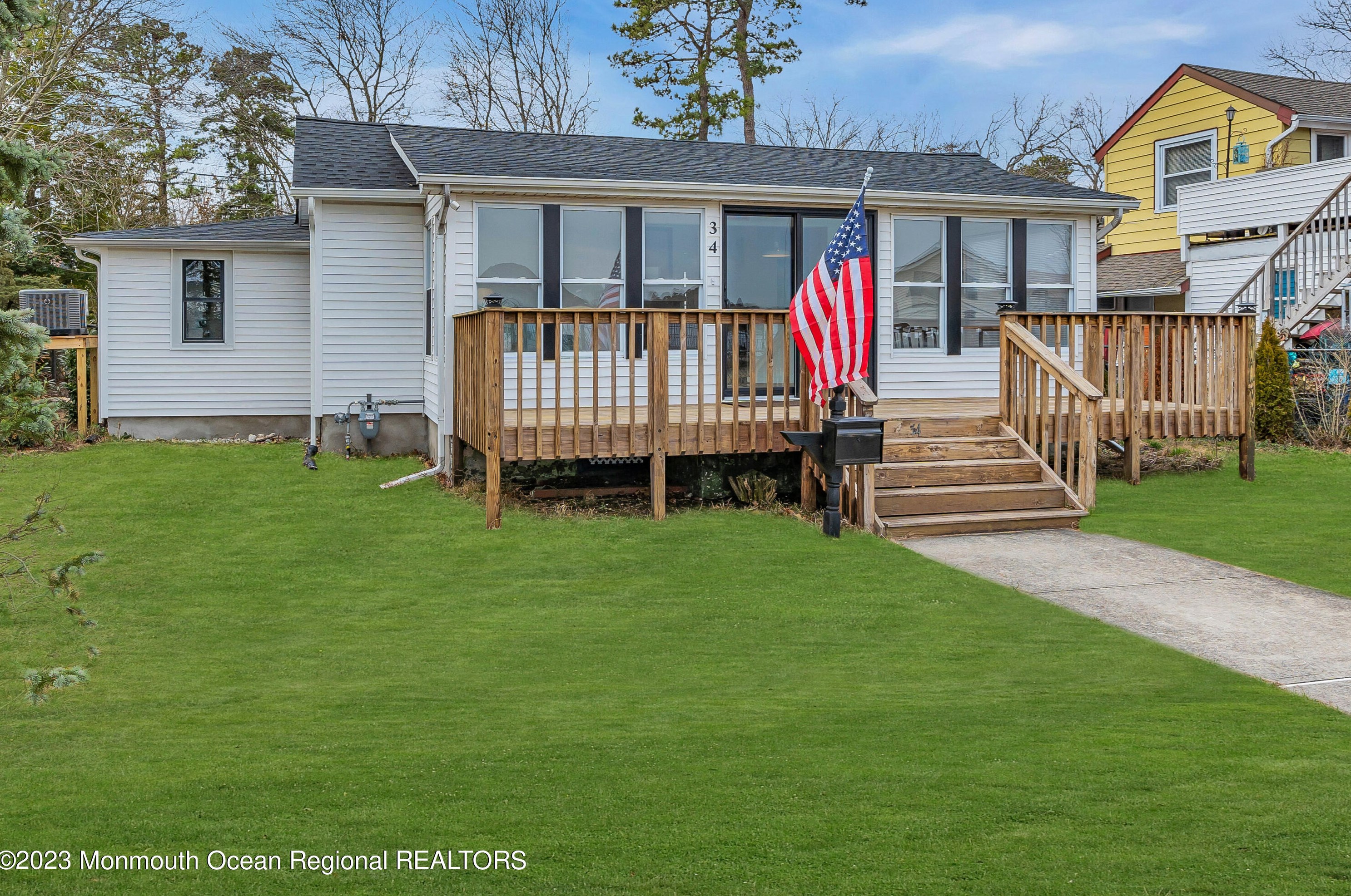 34 Breton Rd, Bricktown, NJ 08723