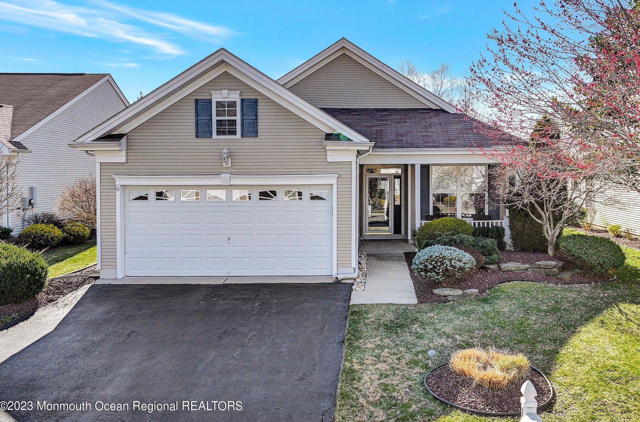 17 Spencer Dr, Jackson Twp, NJ 08527