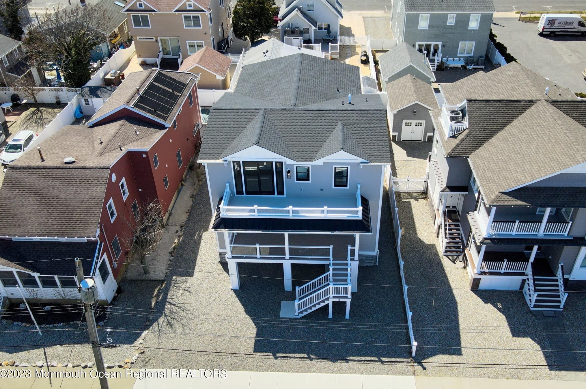 18 Brooklyn Ave, Lavallette, NJ 08735