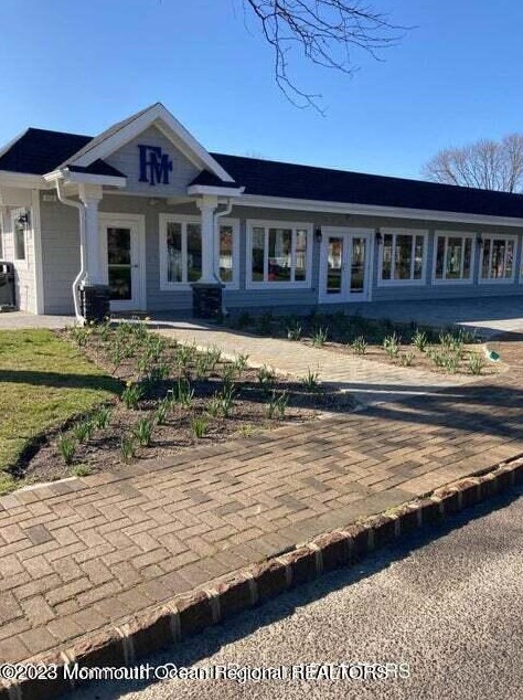 15 Dogwood Ct, Wall Township, NJ 07762-2102
