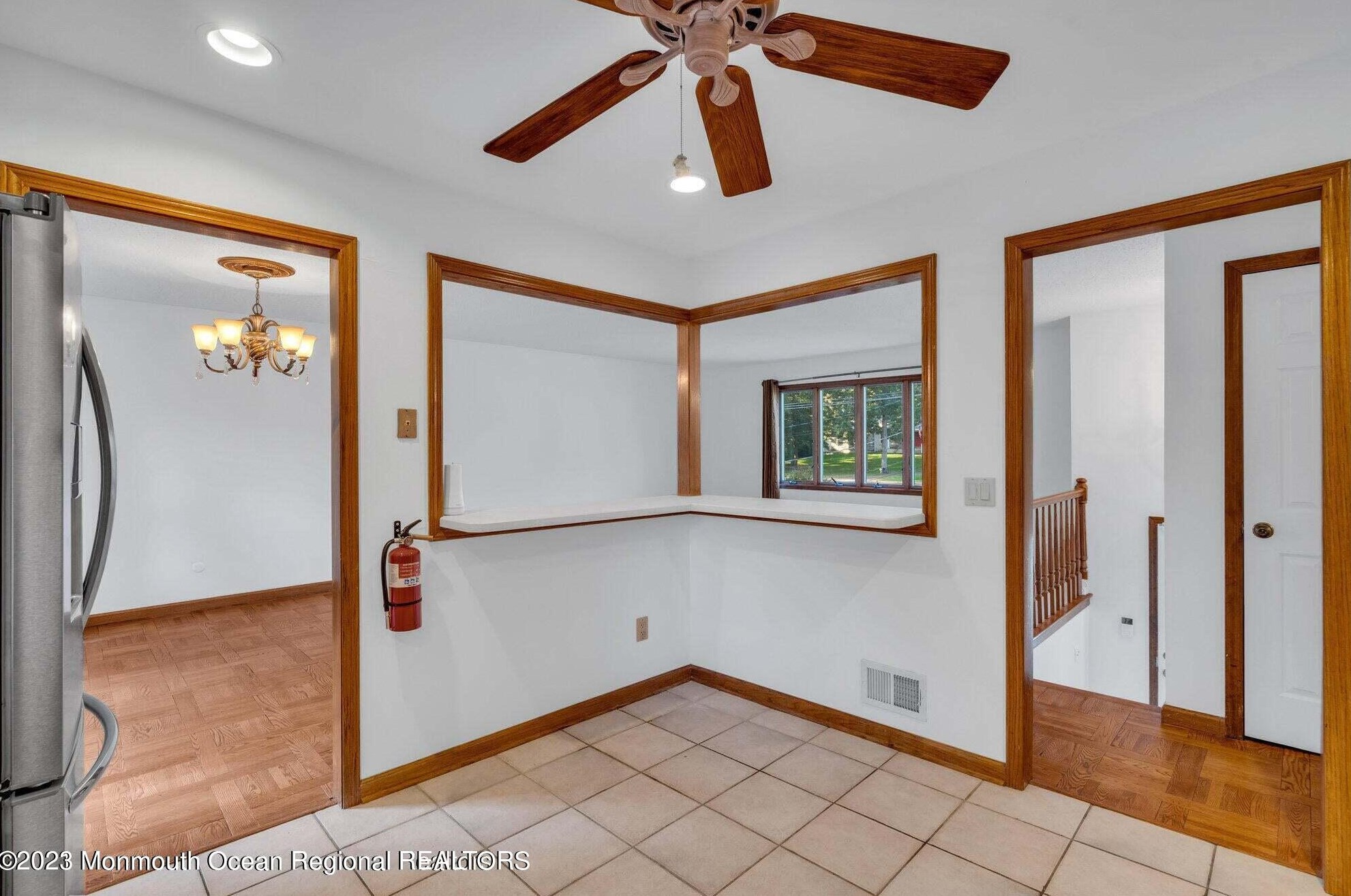 31 Grand Ave, Toms River NJ  08753-7561 exterior