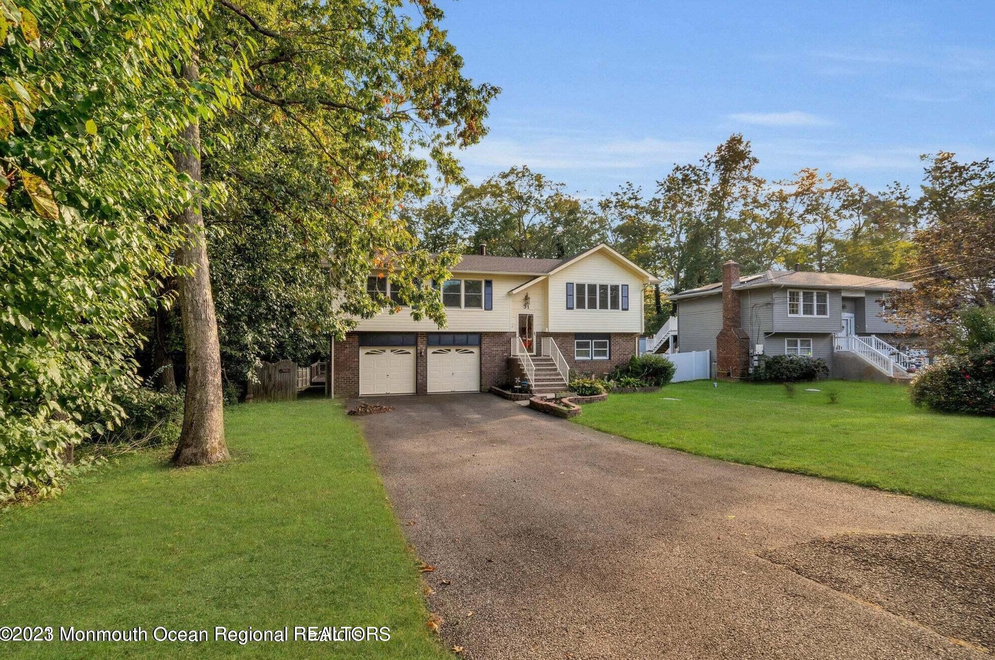 31 Grand Ave, Toms River NJ  08753-7561 exterior