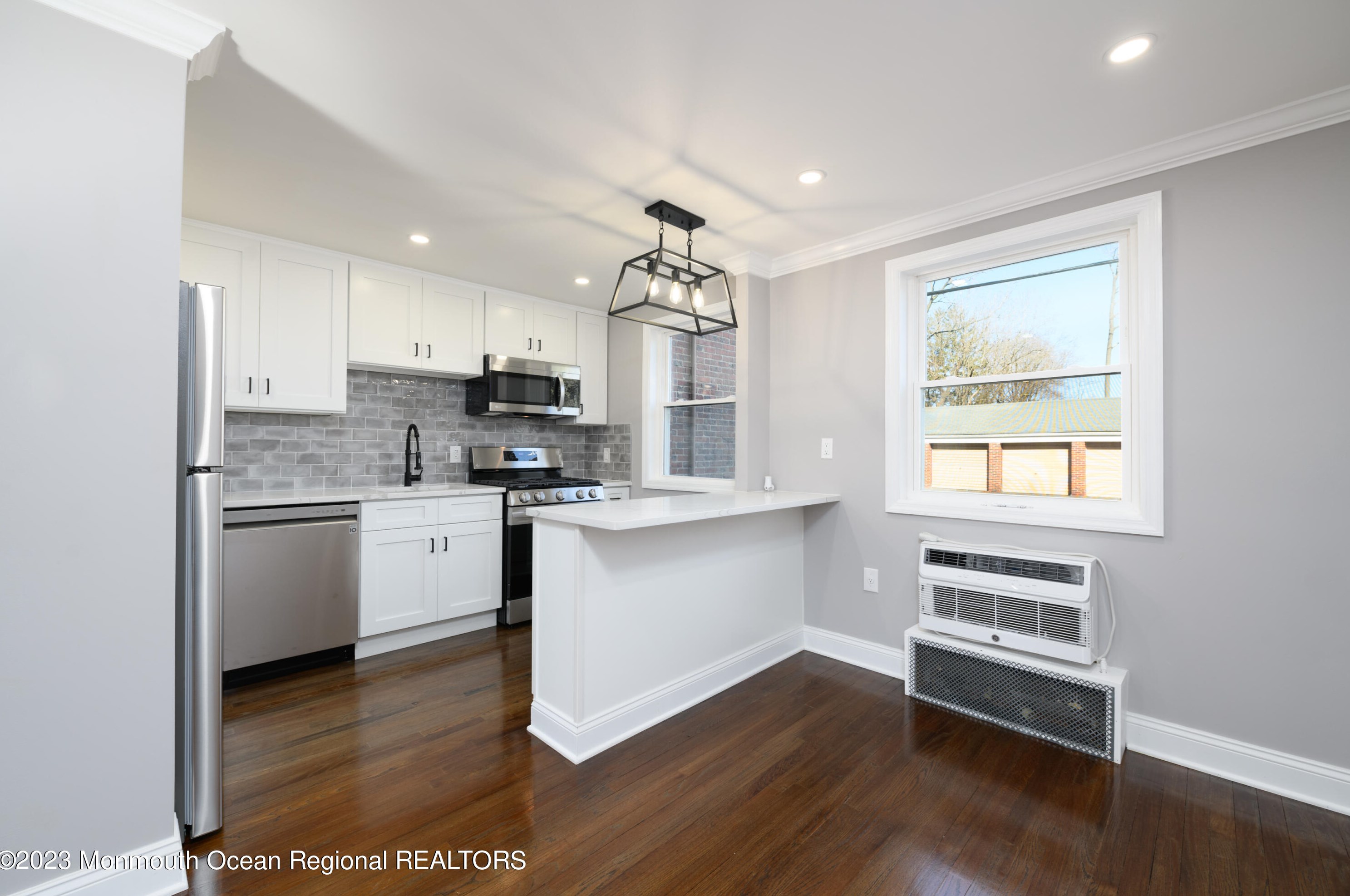 15 Manor Dr #15, Tinton Falls, NJ 07701
