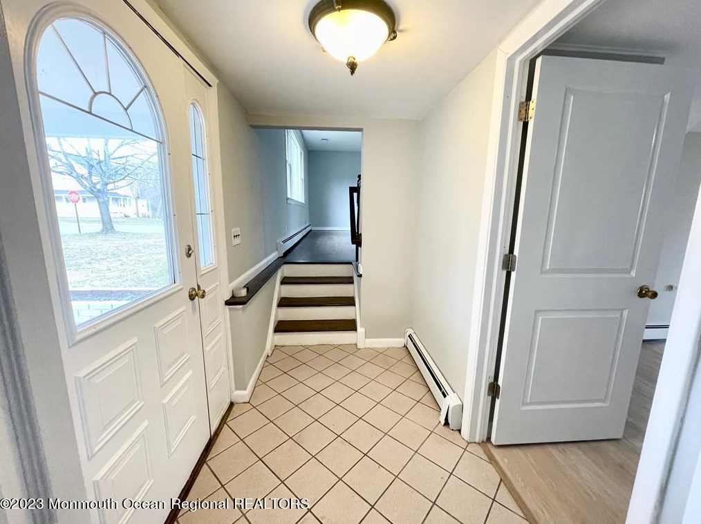 390 Wells Ave, Oakhurst, NJ 07755-1443