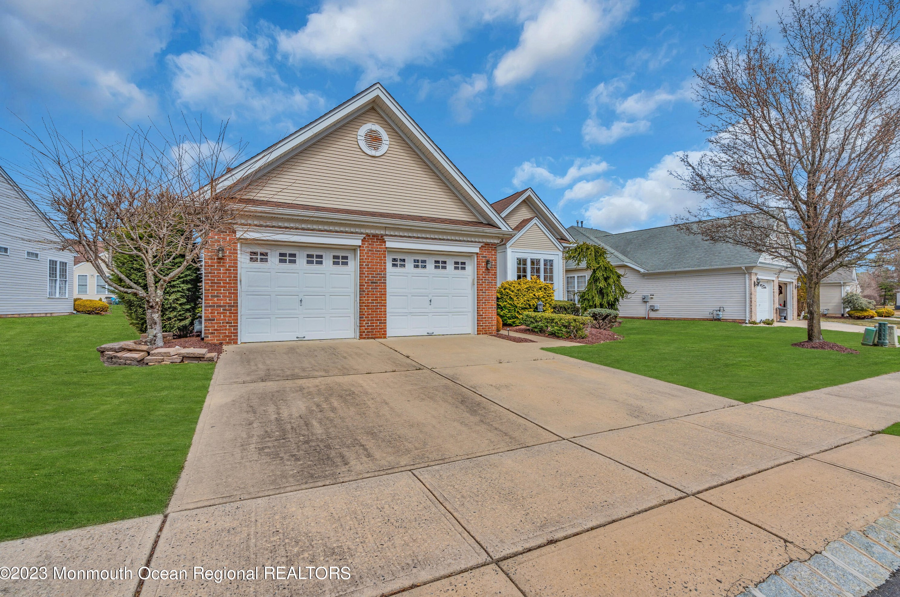 6 Inverness Ln, Jackson Twp, NJ 08527