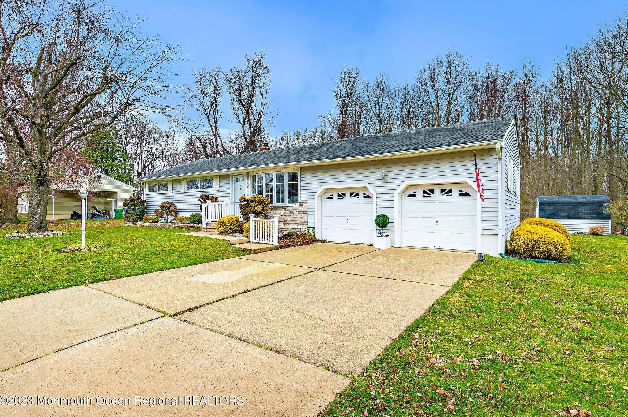 13 Jeanne Dr, Wall Township, NJ 07753-3200