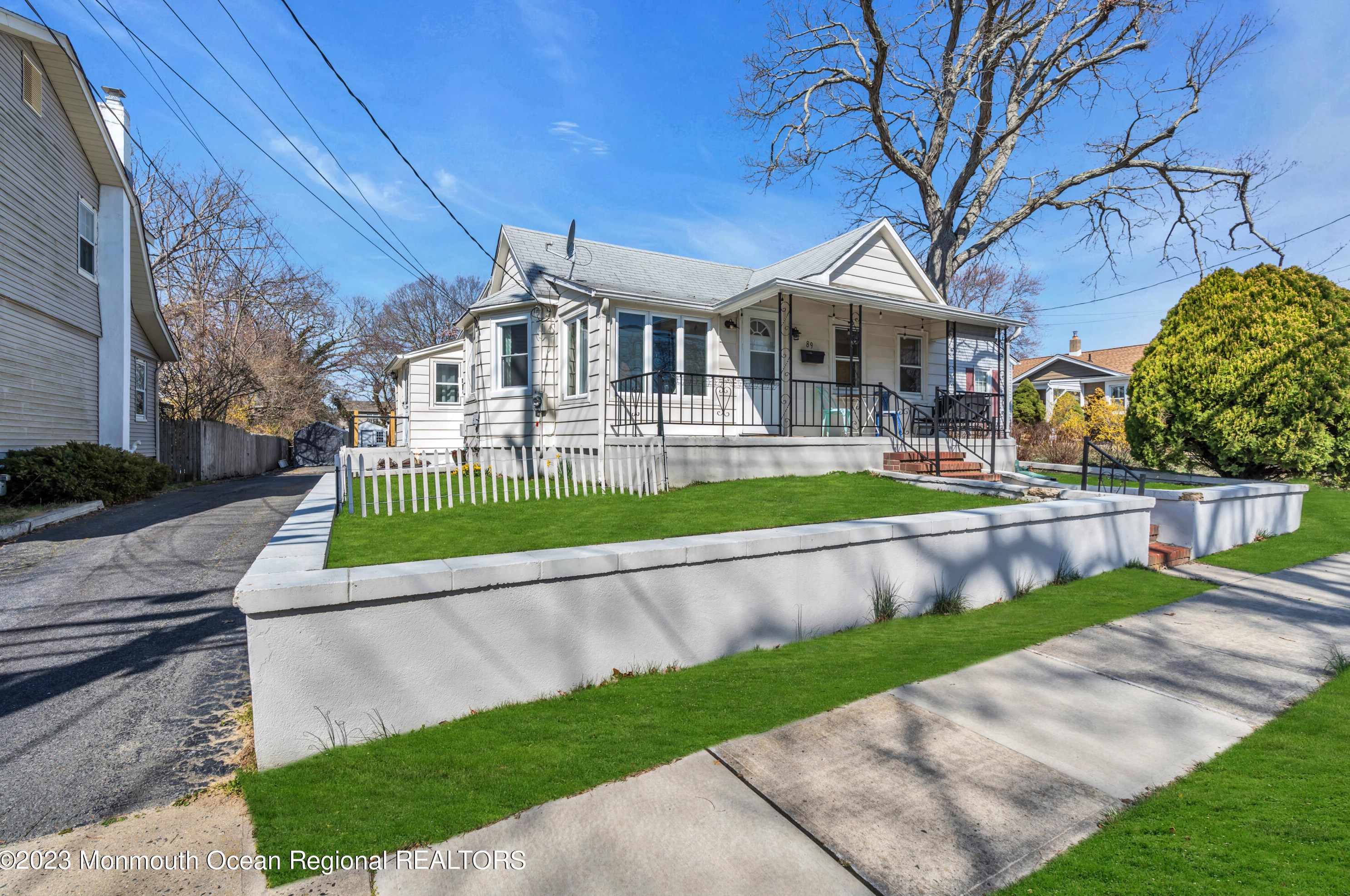 89 Neptune Ave, Wall Township, NJ 07753-6311