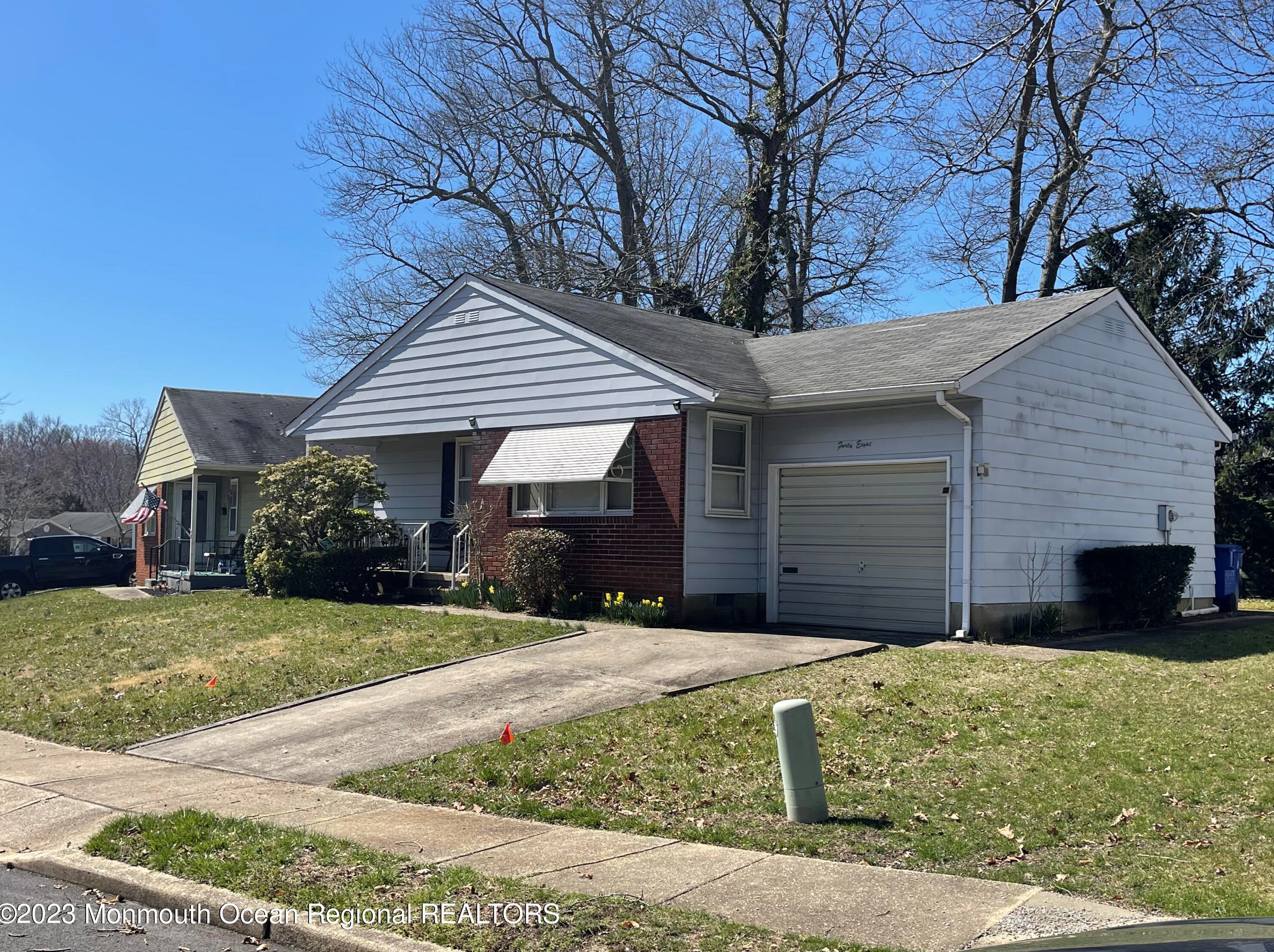 48 Columbine Cir, Toms River, NJ 08755-4008
