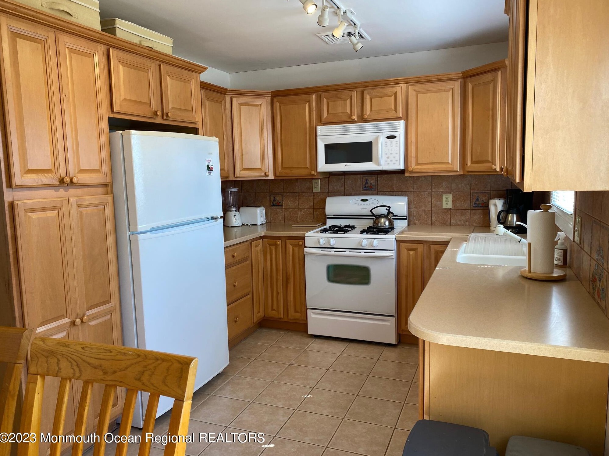 309 Ludlow Ave, Wall Township NJ  07762-1551 exterior