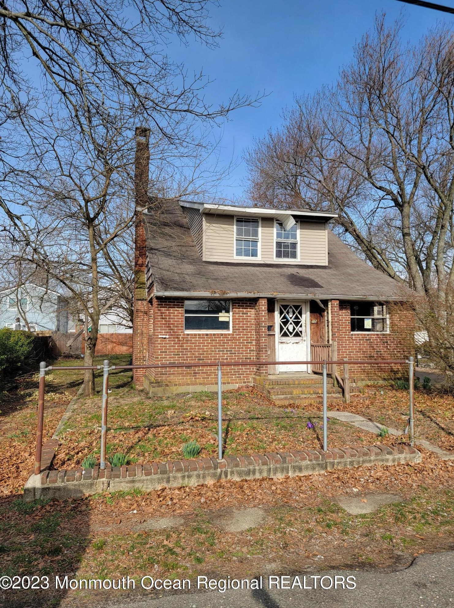 15 Sunset St, Ideal Beach, NJ 07734-1912