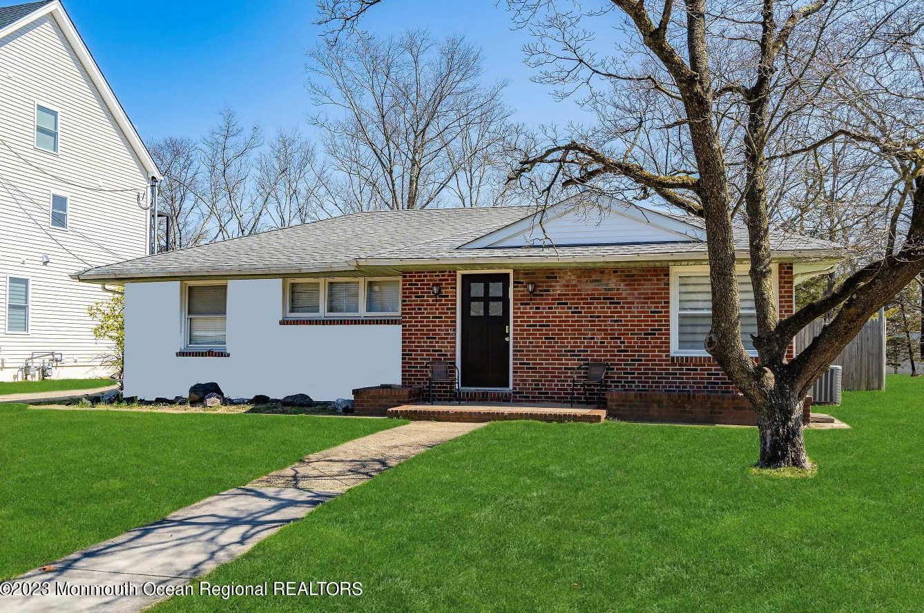 51 Lapsley Ln, Lakewood, NJ 08701