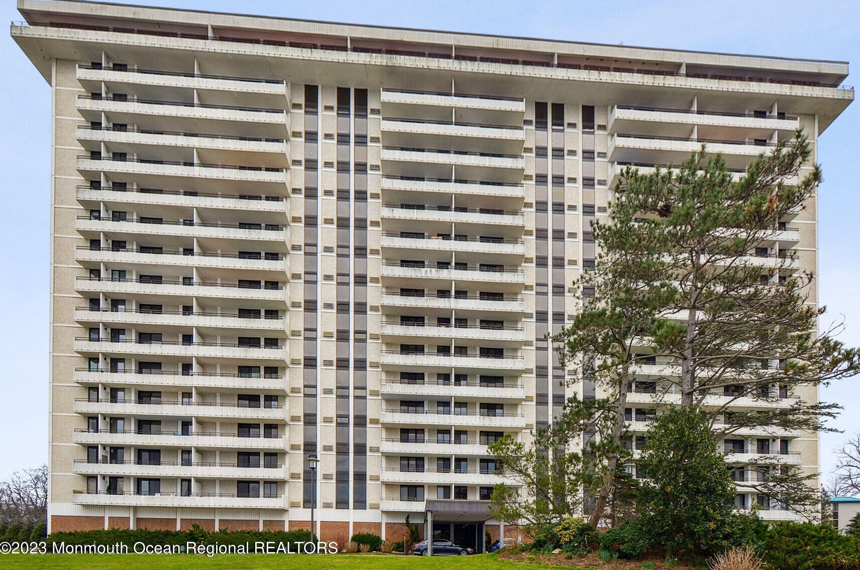 1 Channel Dr #507, Monmouth Beach, NJ 07750