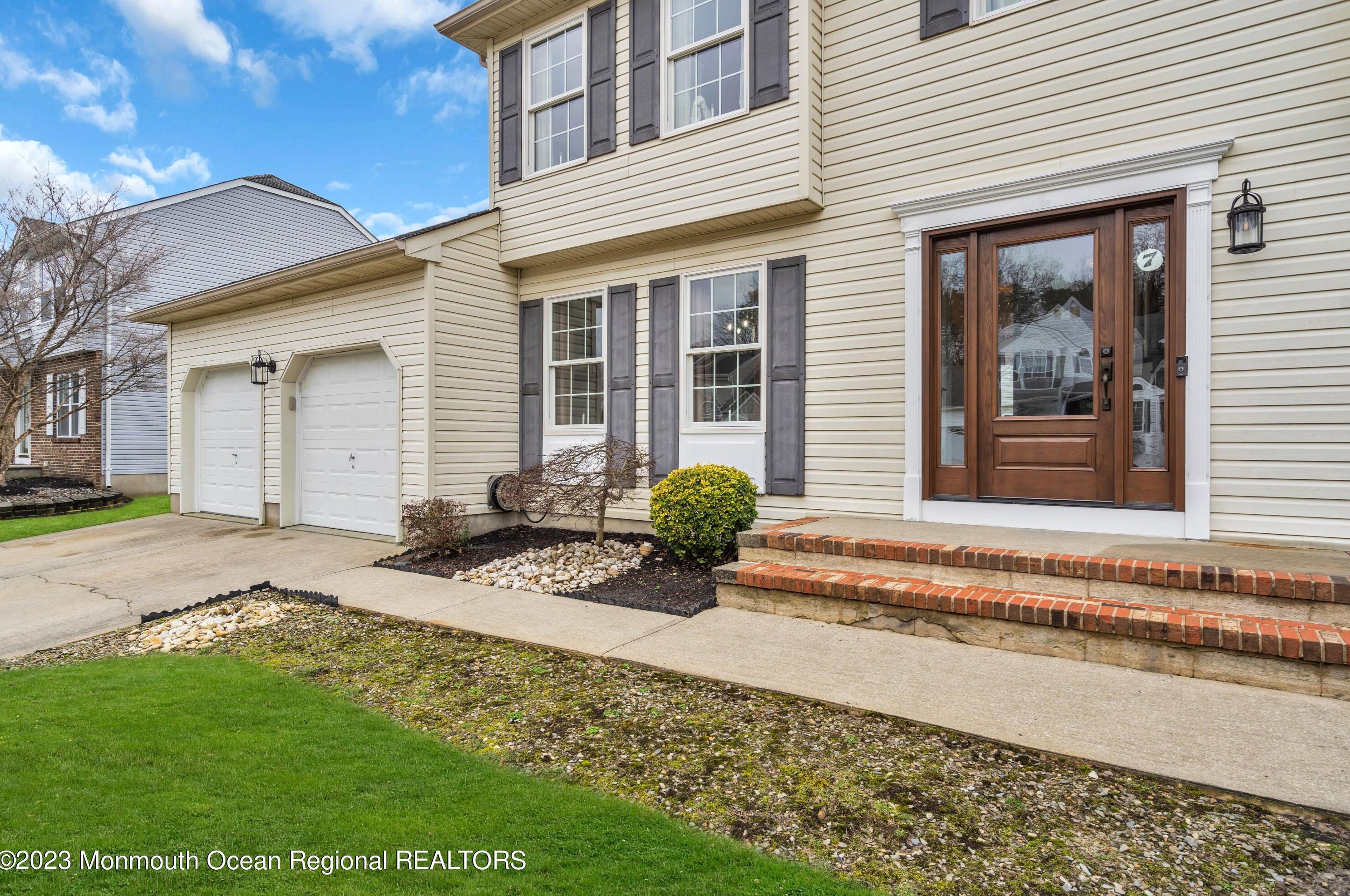 7 Jennifer Dr, Wall Township, NJ 07731-2368