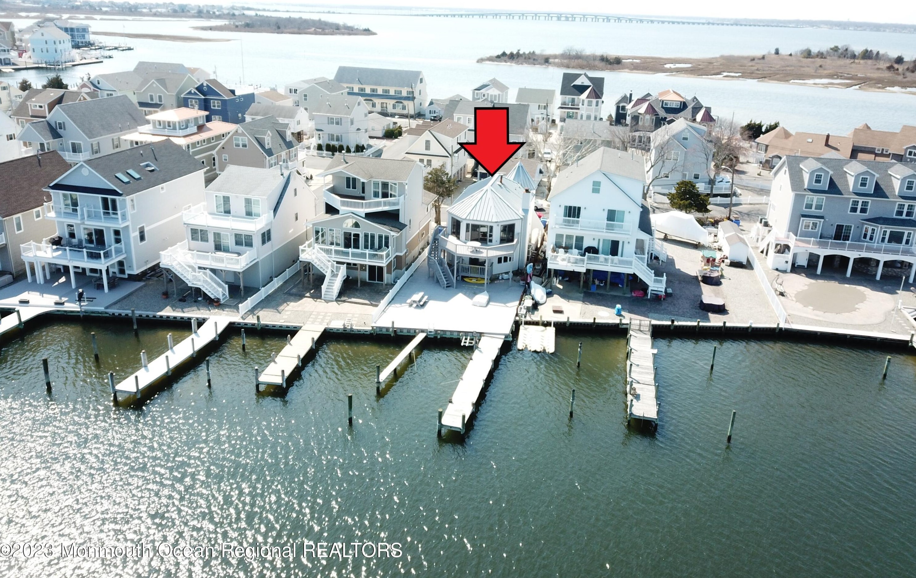 28 E Harborside Dr, Pelican Island, NJ 08751