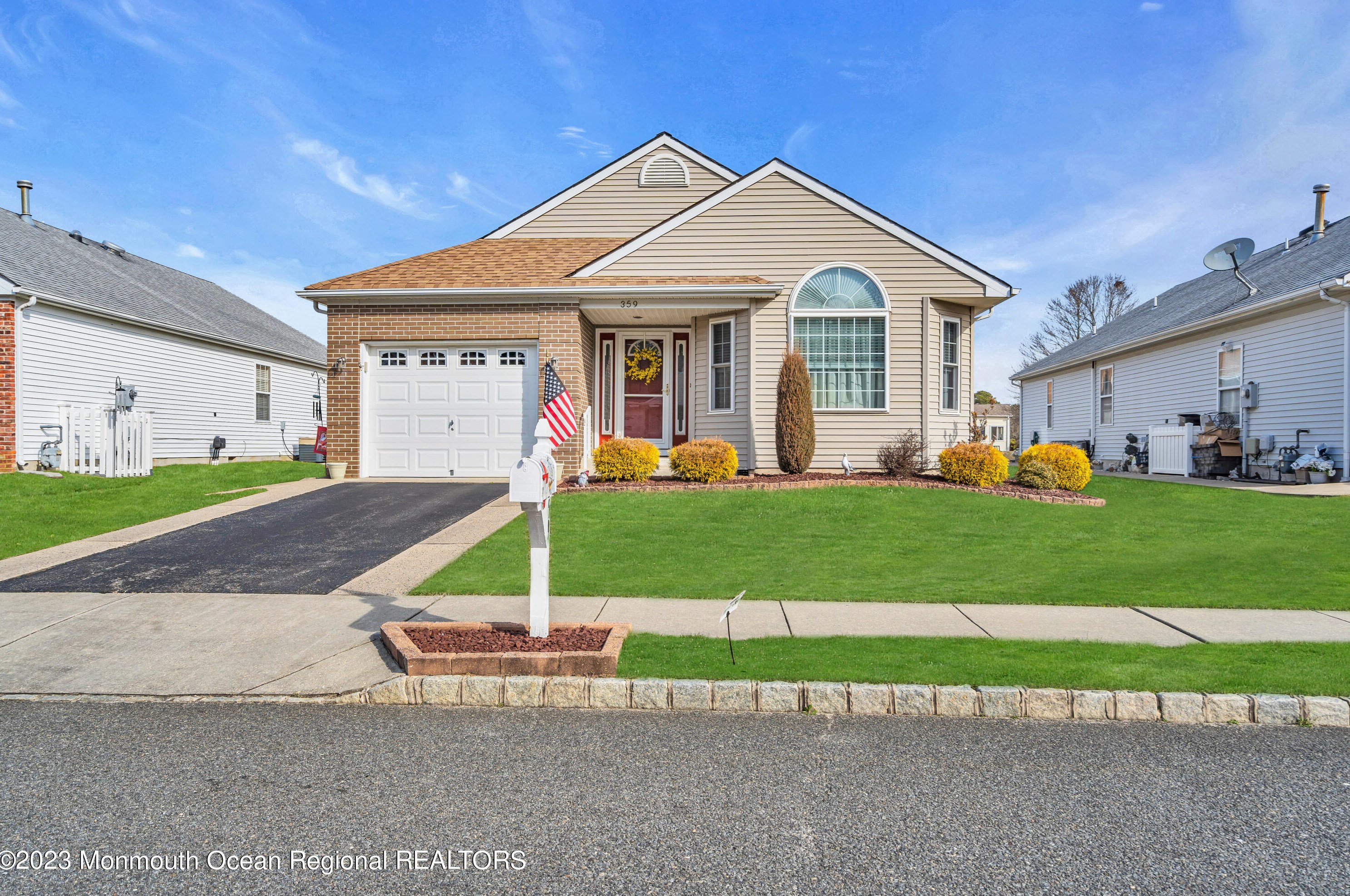 359 Jamaica Blvd, Toms River, NJ 08757-6031