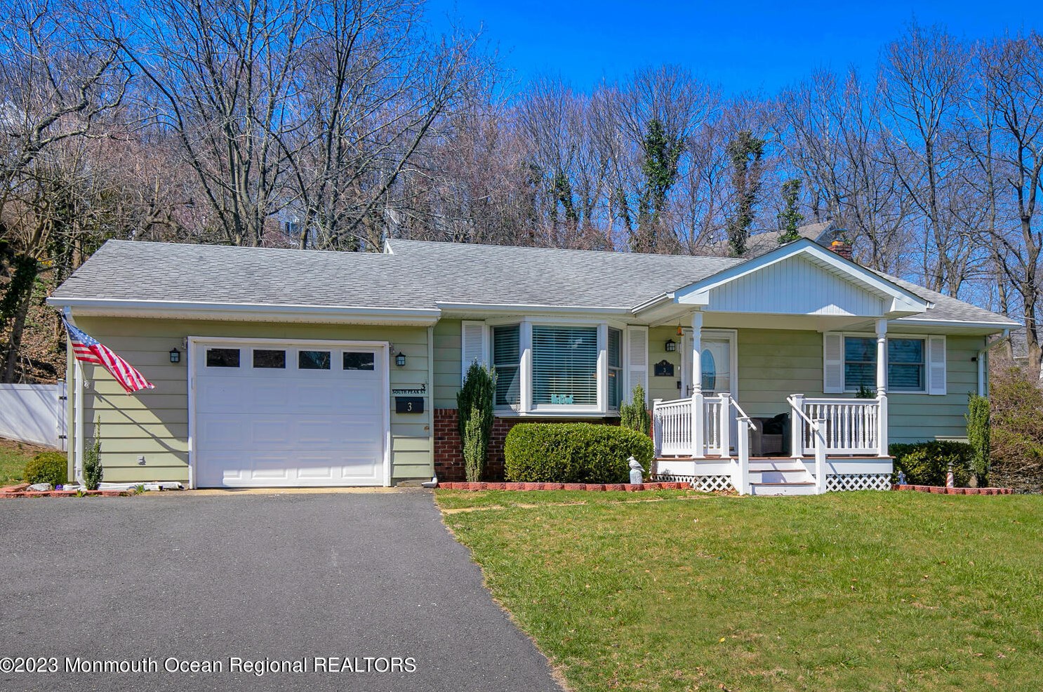 3 S Peak St, Monmouth Hills, NJ 07732