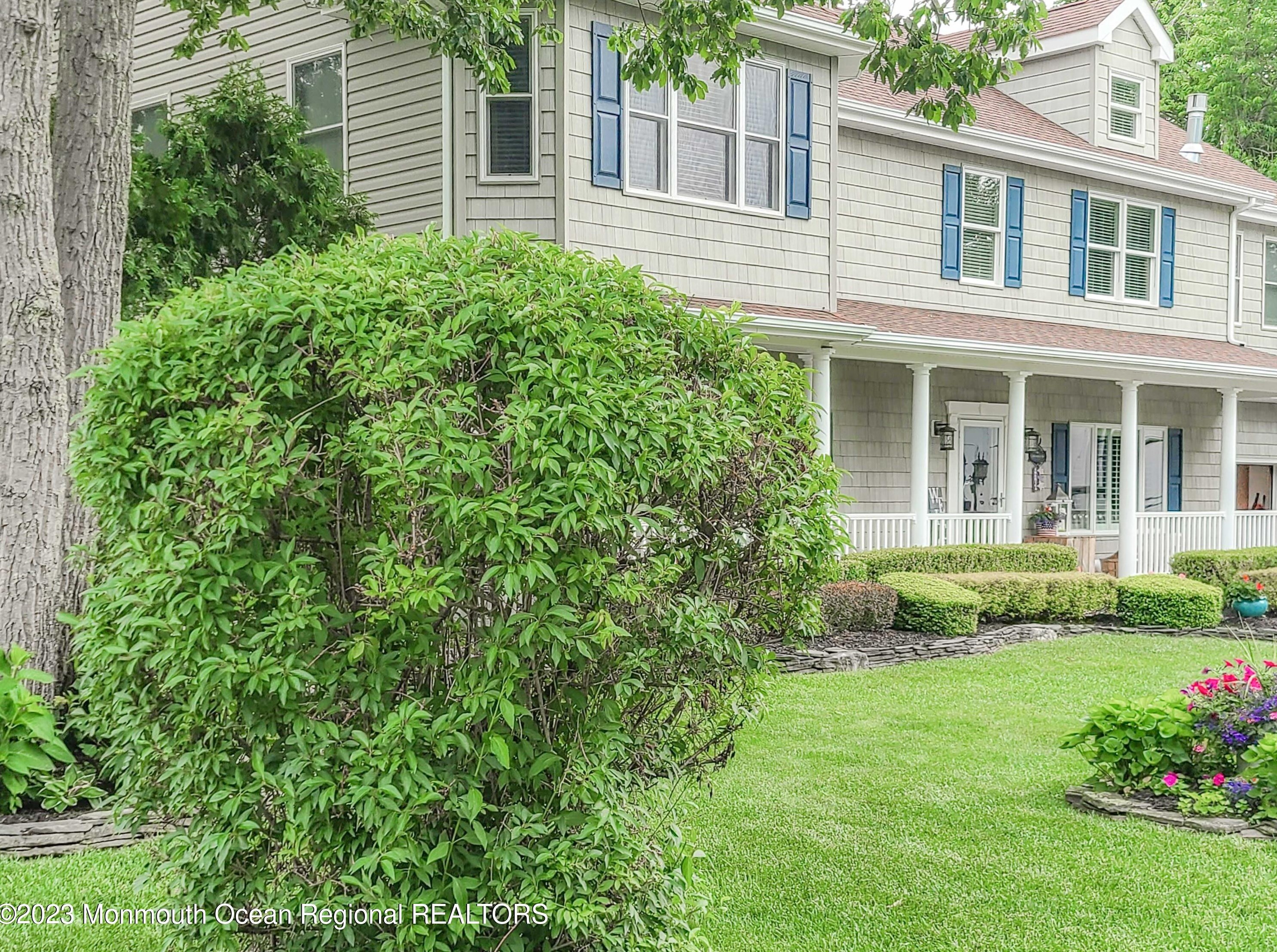 1701 12th Ave, Toms River, NJ 08757-2128