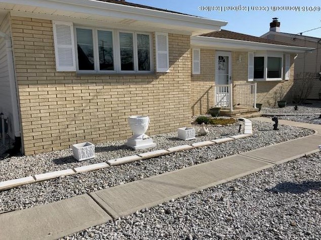 6 Kingfisher Ln, Toms River, NJ 08753-2029