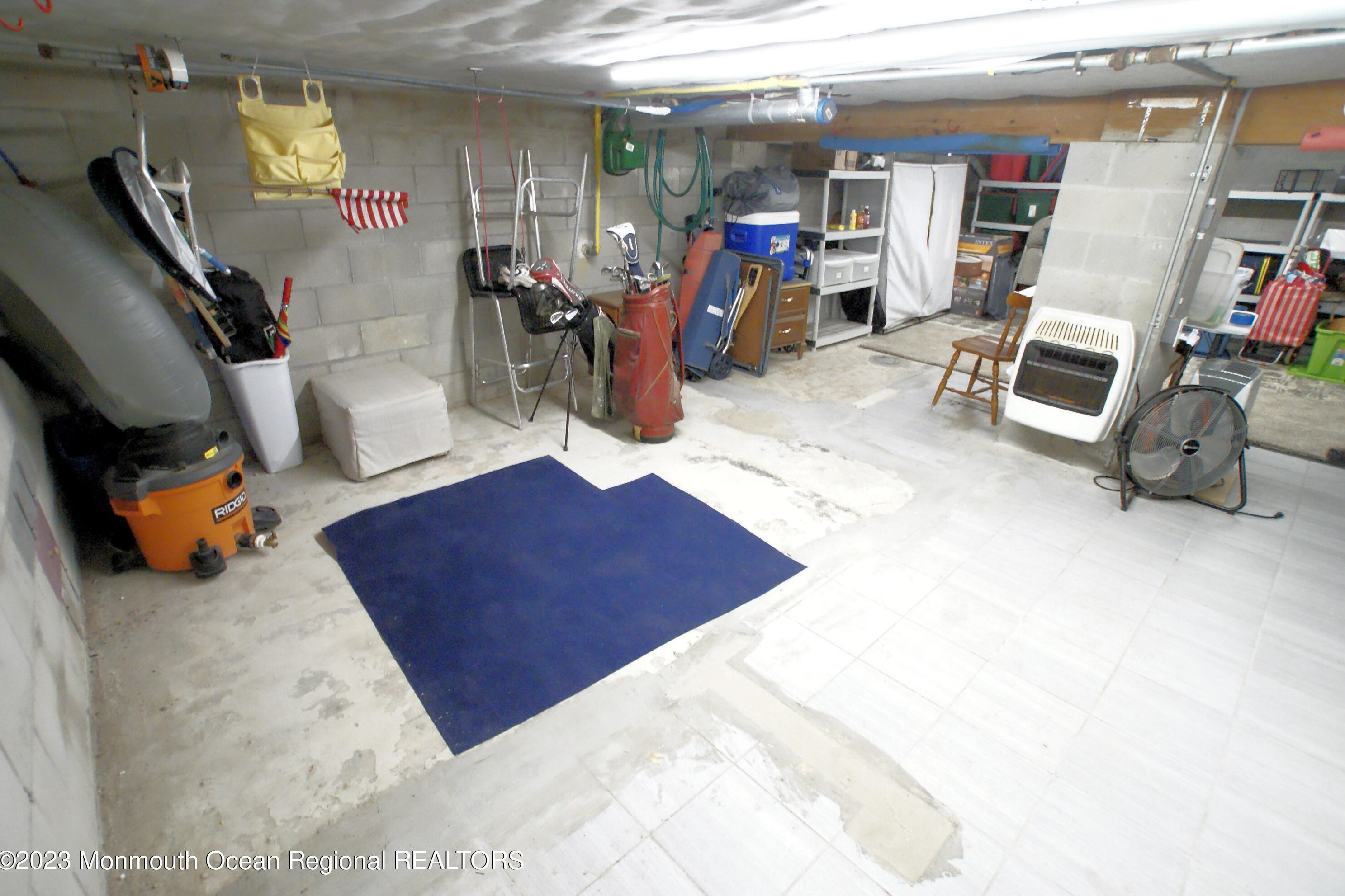 17 Lake Superior Dr, Tuckerton NJ  08087-1671 exterior