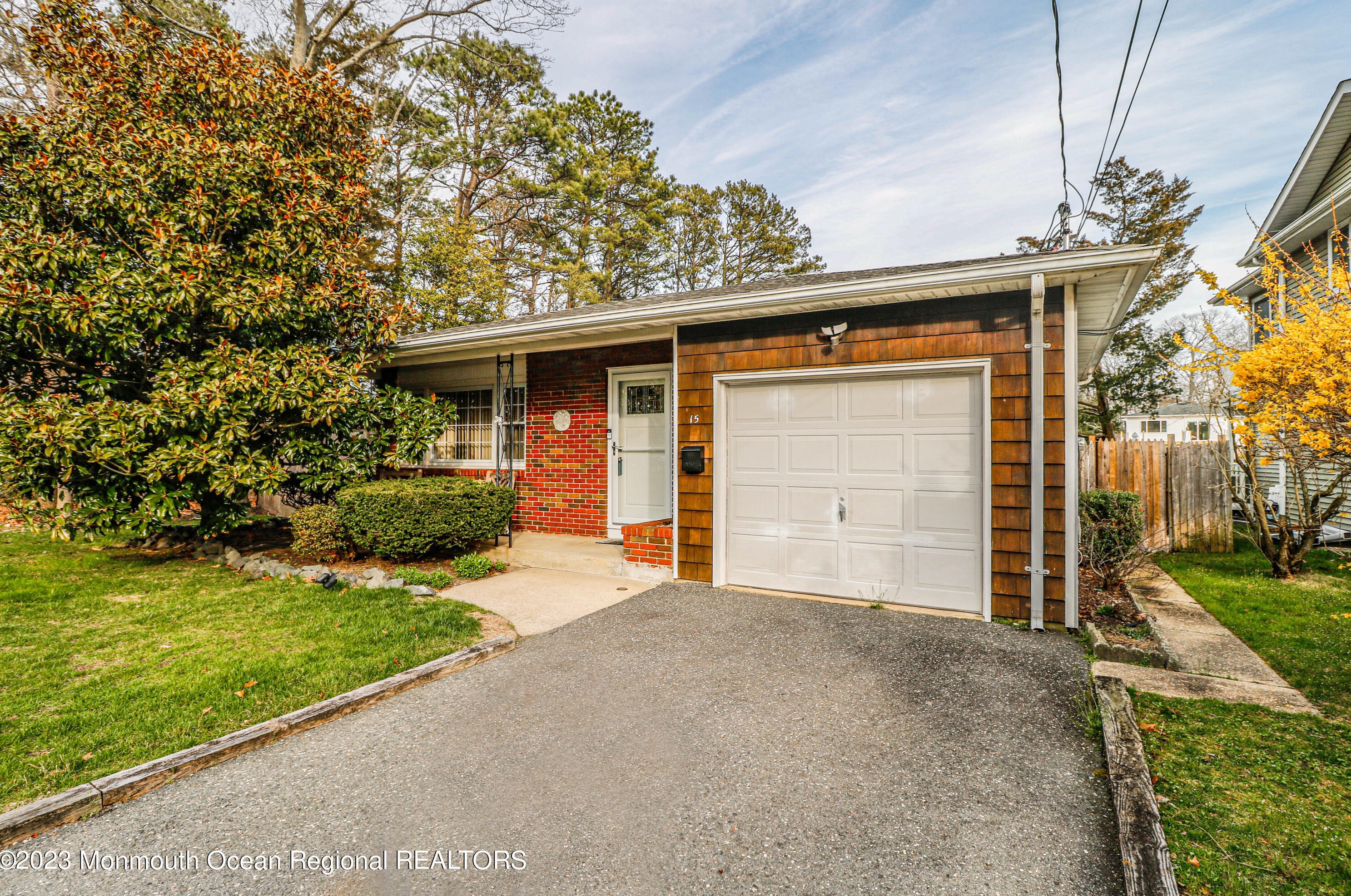 15 Lenape Trail, Bricktown, NJ 08724