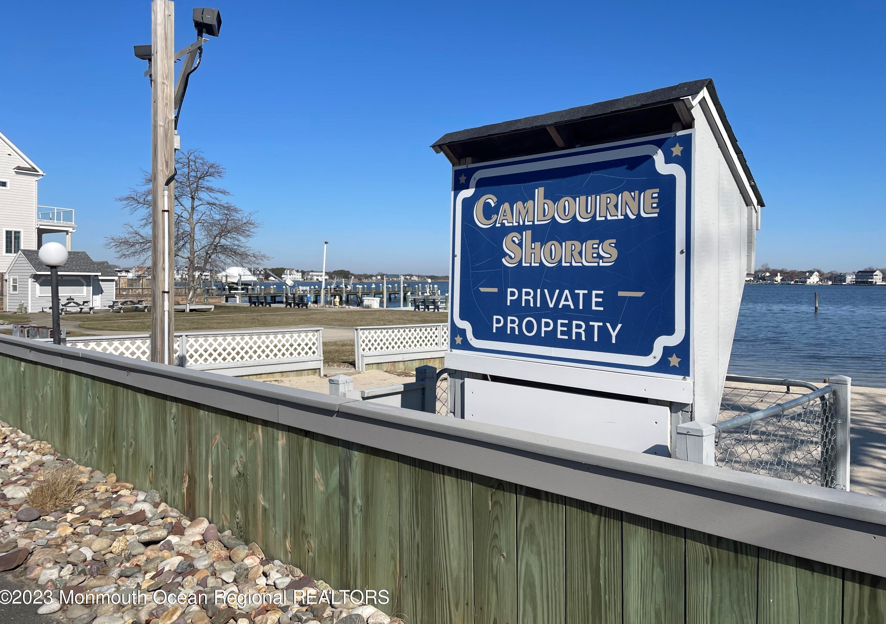 14 Cedar Crest Dr, Toms River, NJ 08753