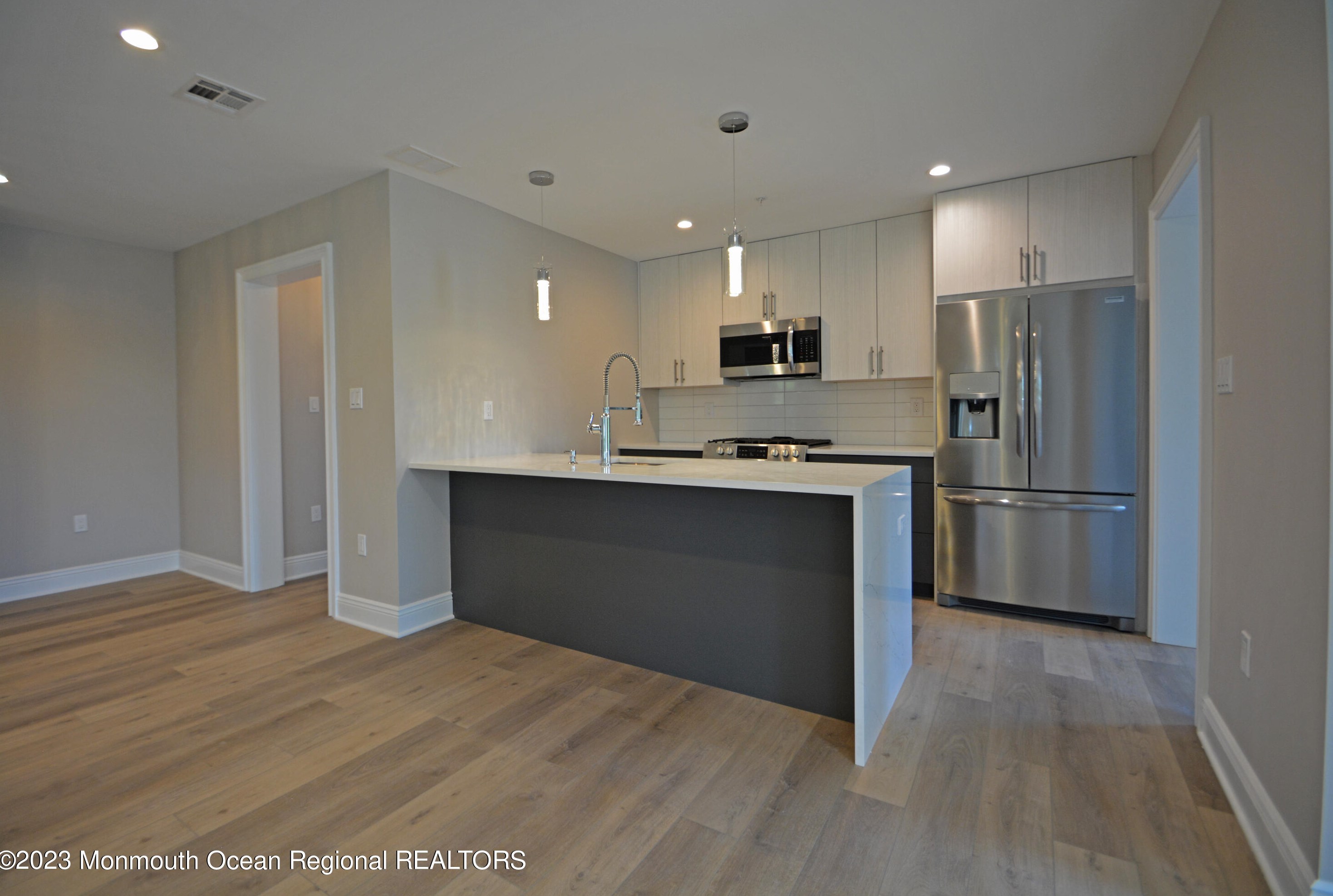409 Richmond Ave #203, Point Pleasant Beach, NJ 08742
