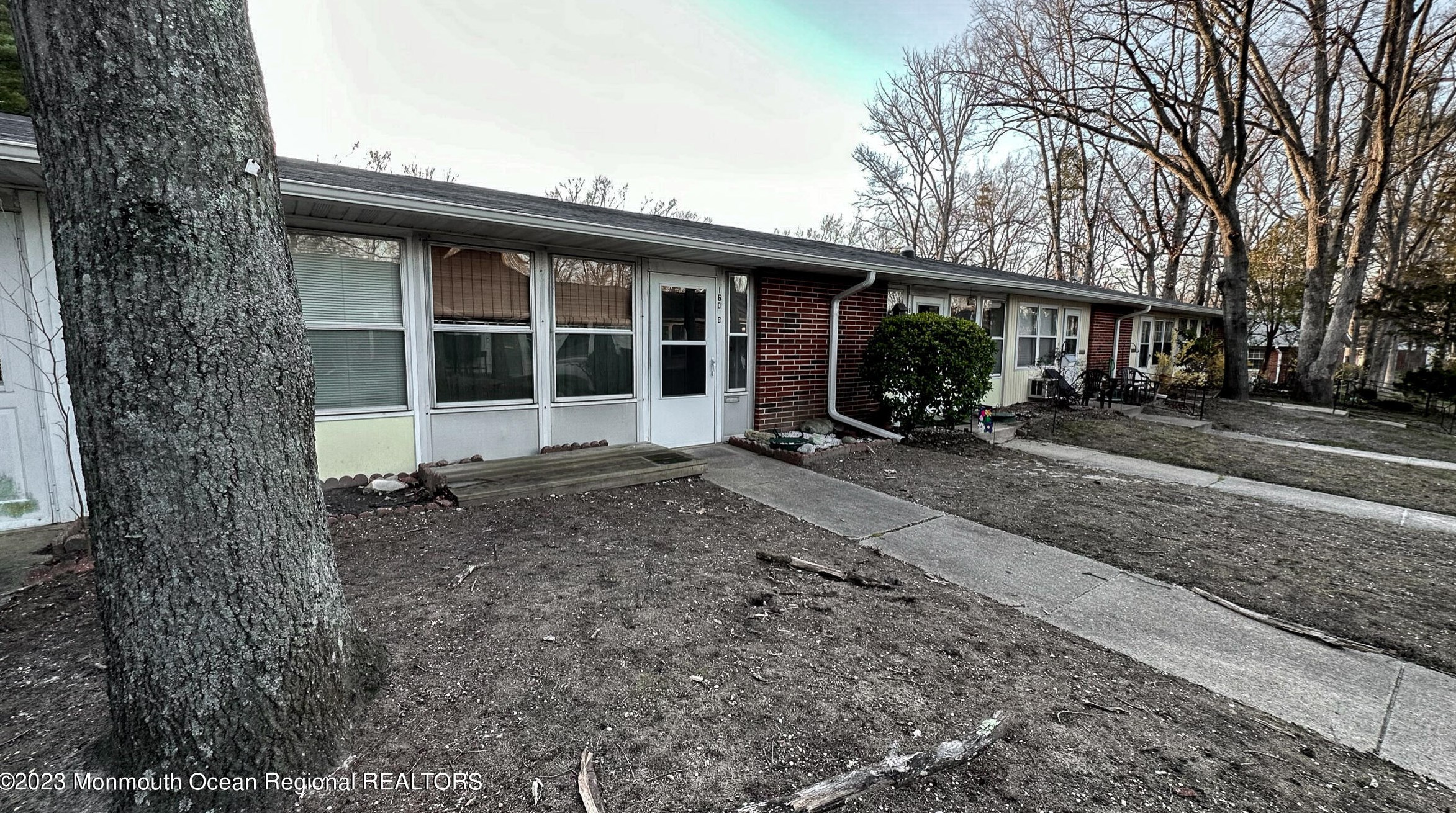 160 Gramercy Ct #b, Lakewood, NJ 08701
