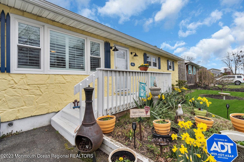 1512 Treeneedle Rd, Point Pleasant Beach, NJ 08742