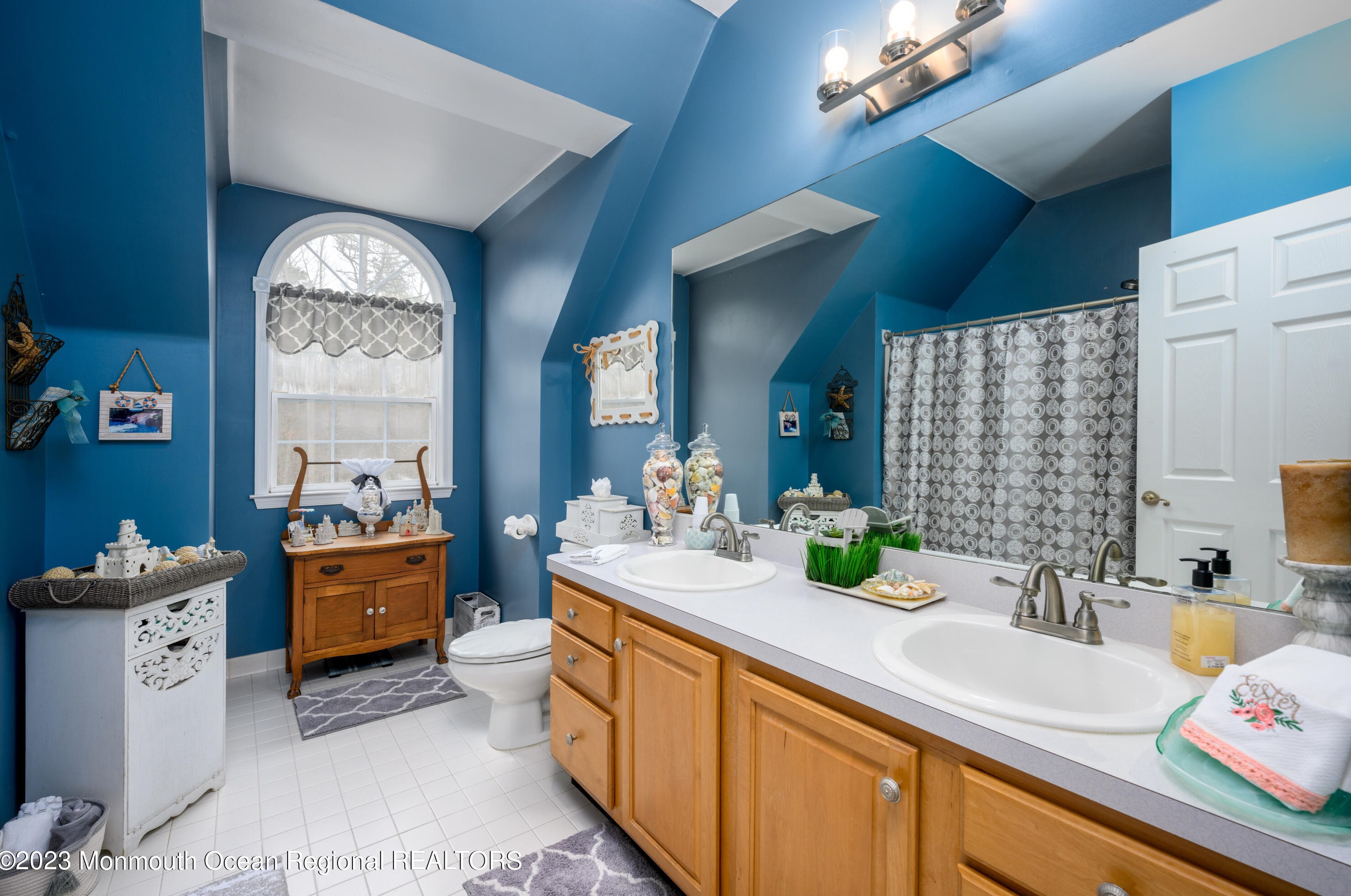 22 Amanda Ln, Wall Township NJ  07731-8942 exterior