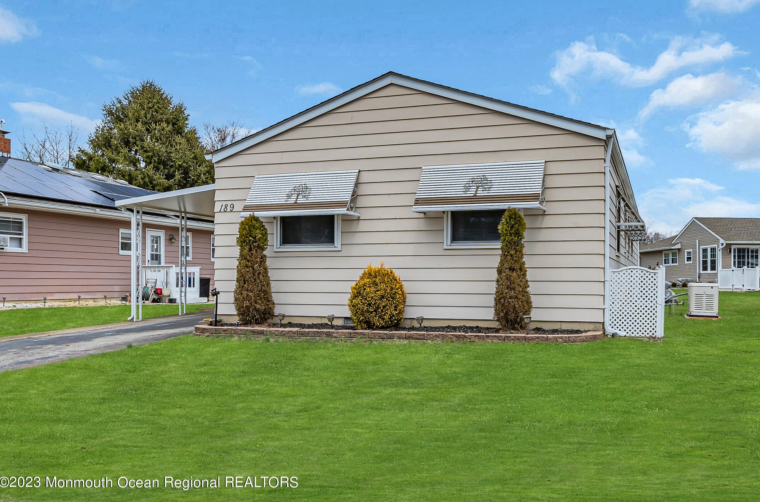189 Bonaire Dr, Toms River, NJ 08757-3833