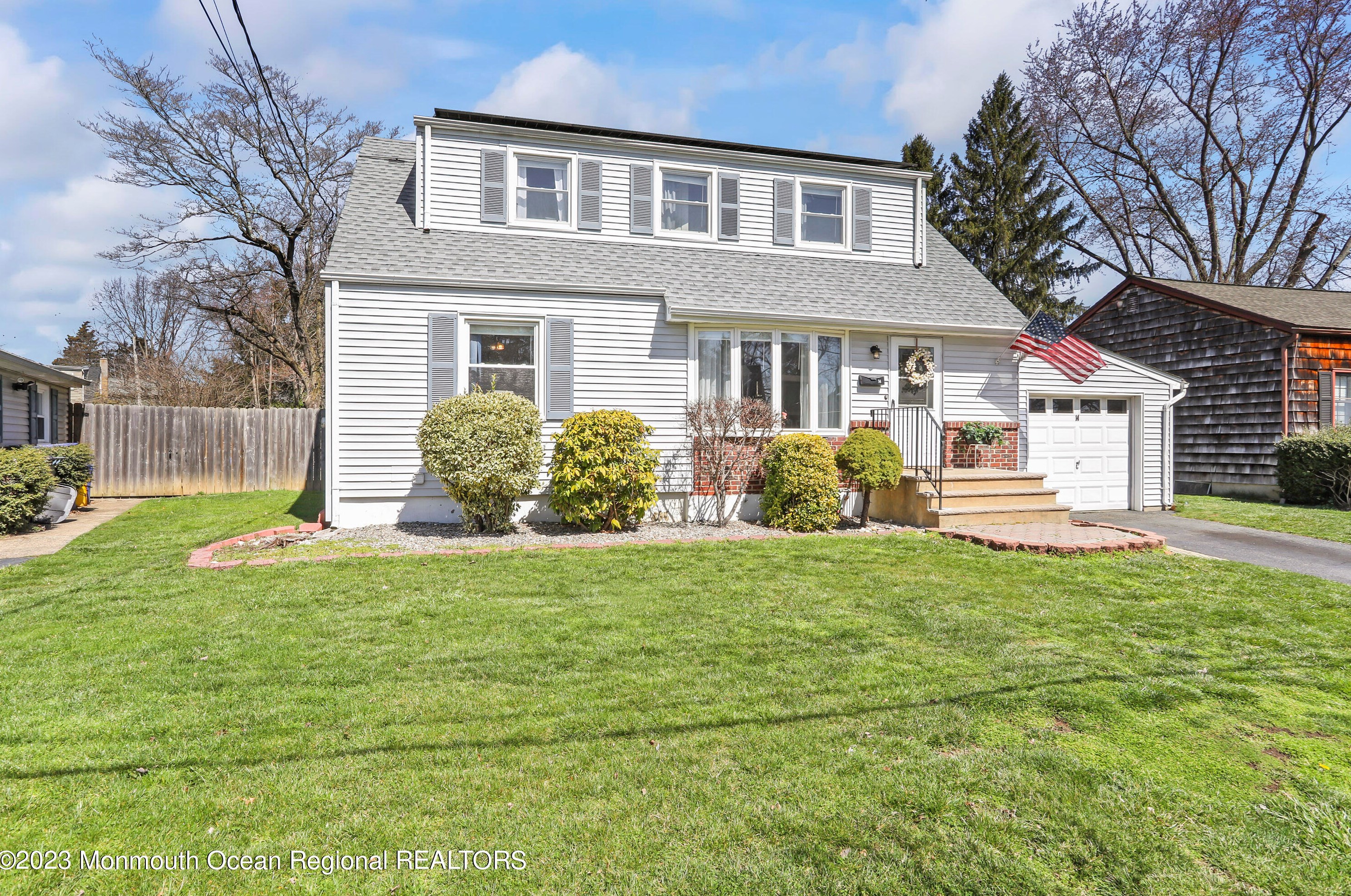 14 Mead Ave, East Freehold, NJ 07728