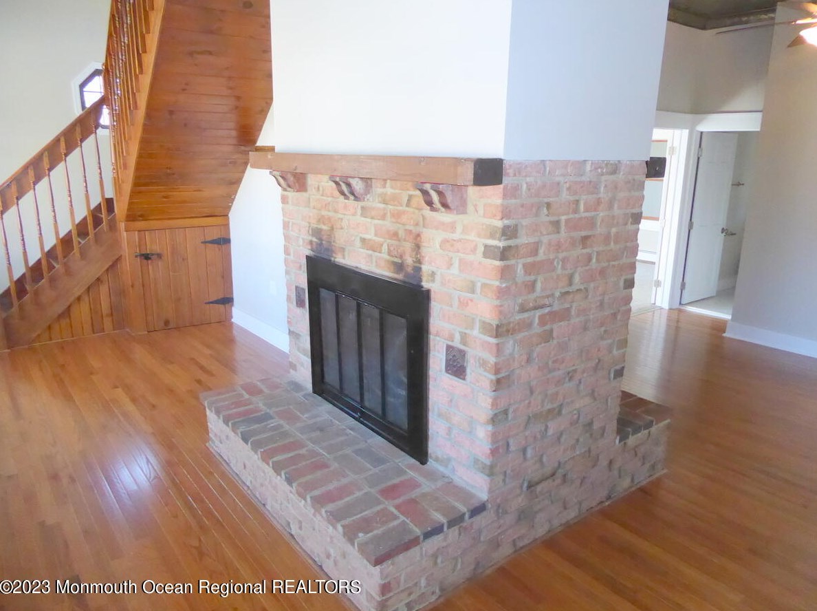 713 Prospect Ave, Pine Beach, NJ 08741