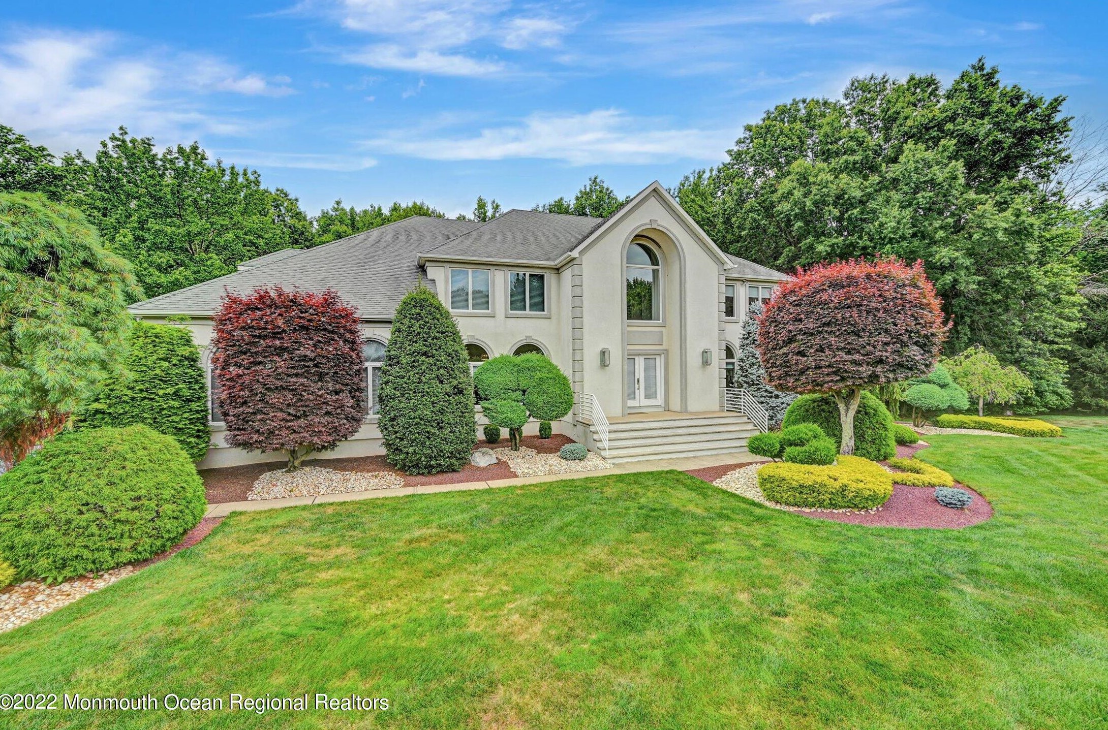307 Sinclair Ct, Morganville, NJ 07751