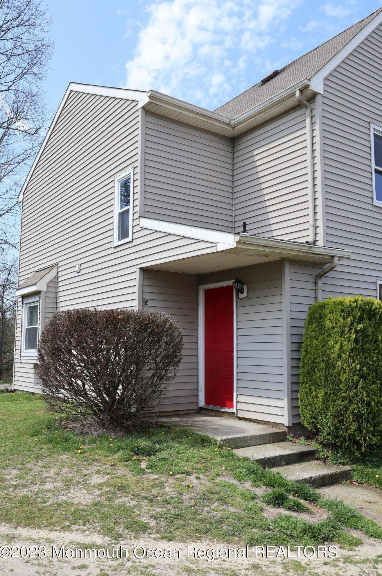 75 Pin Oak Ln, Tuckerton, NJ 08087