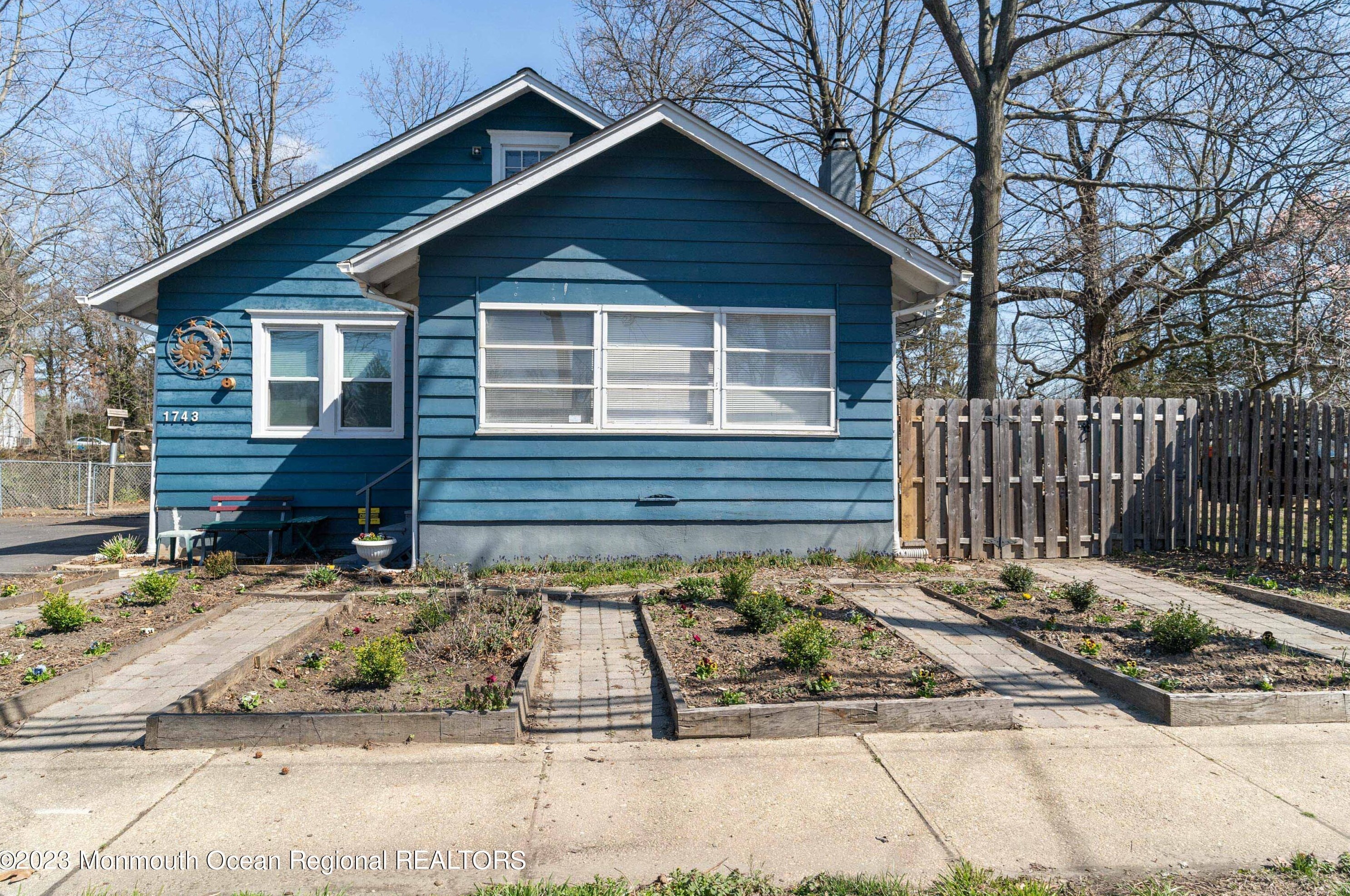 1743 Asbury Ave, Wall Township NJ  07753 exterior