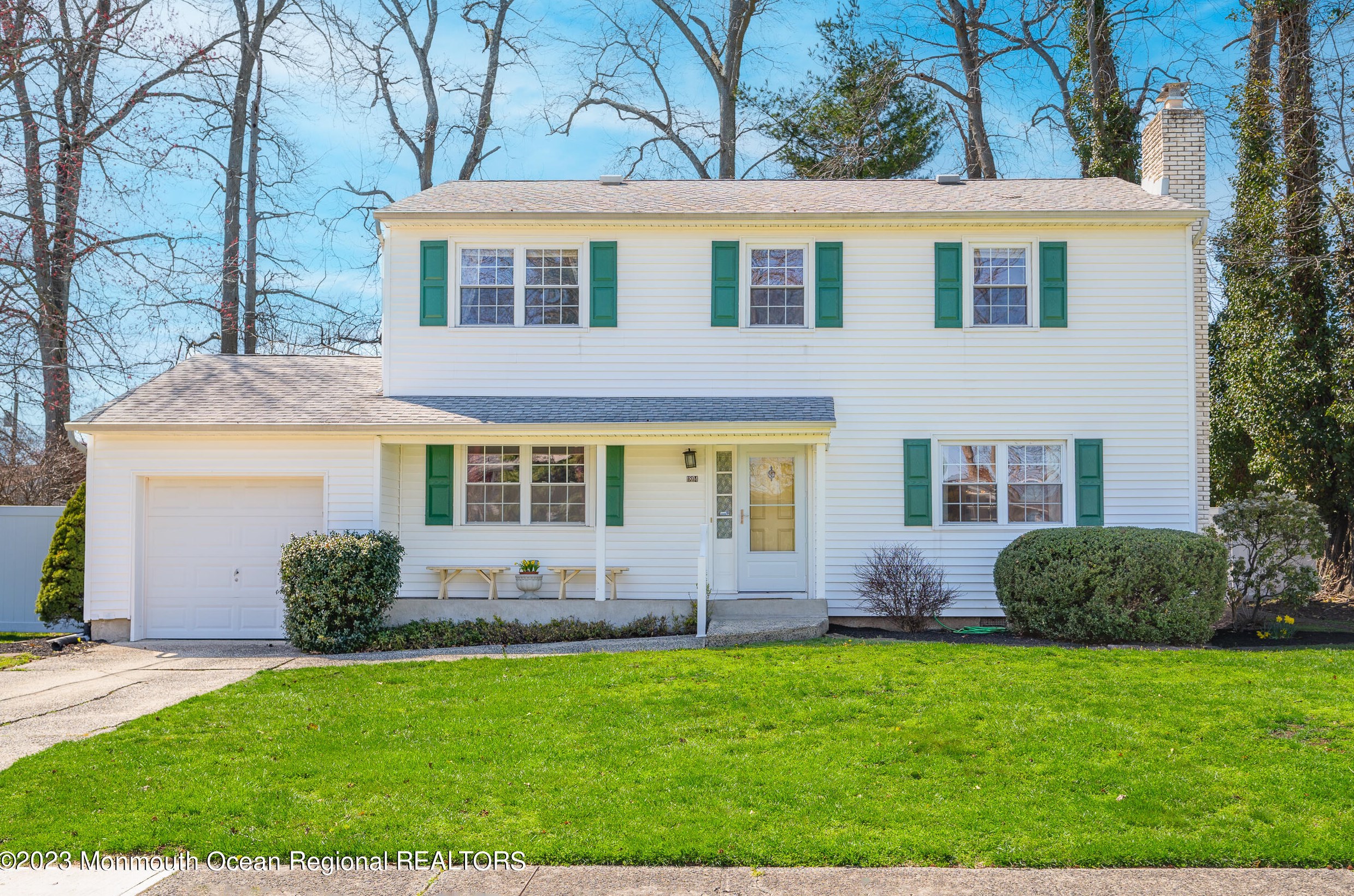 1804 Holbrook St, Oakhurst, NJ 07755