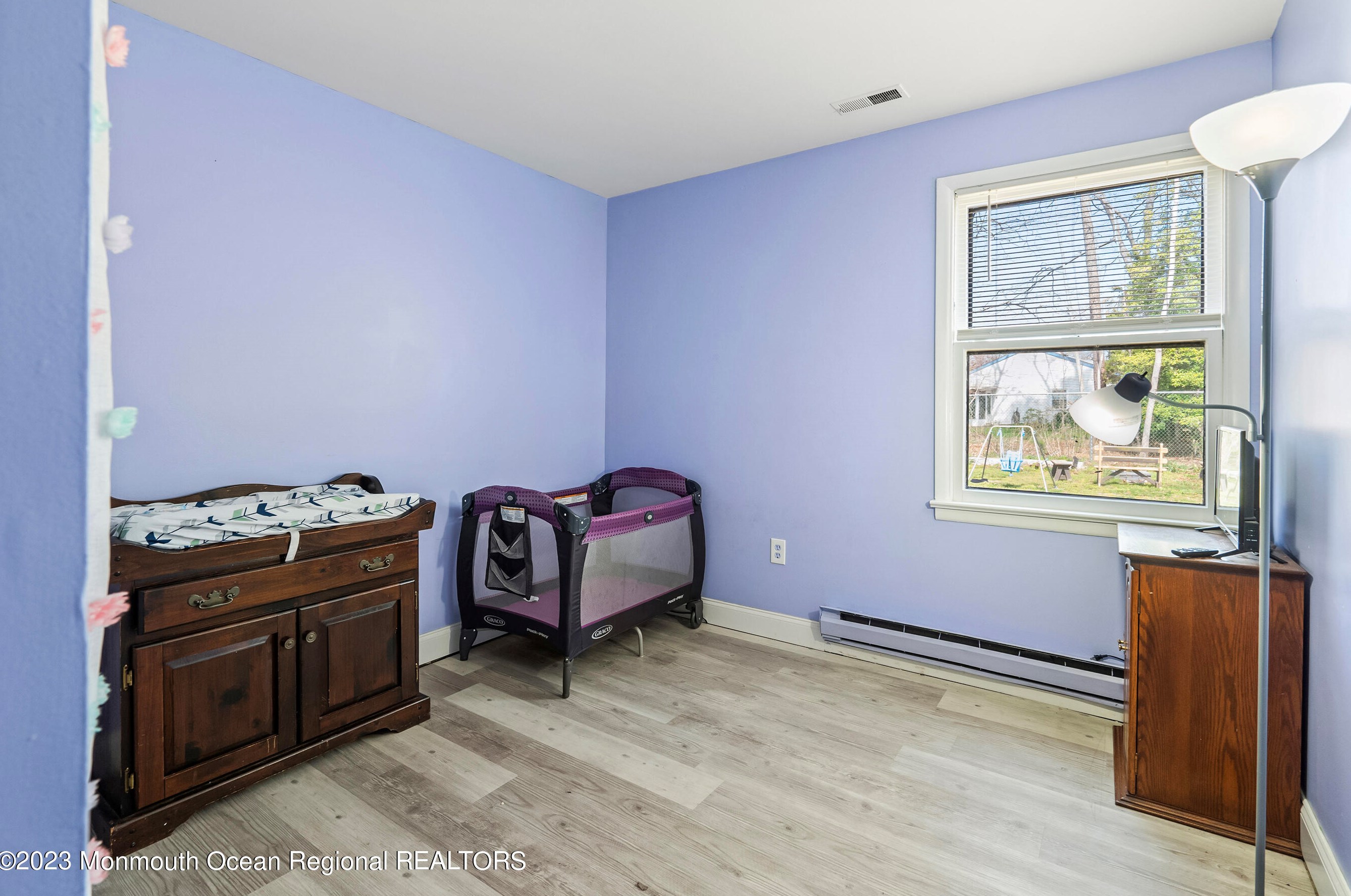 935 Center St, Tuckerton NJ  08087-1351 exterior