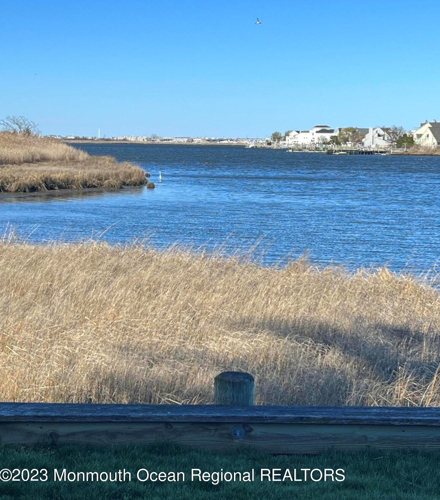 25 Meadow Ave Apt 67, Monmouth Beach, NJ 07750