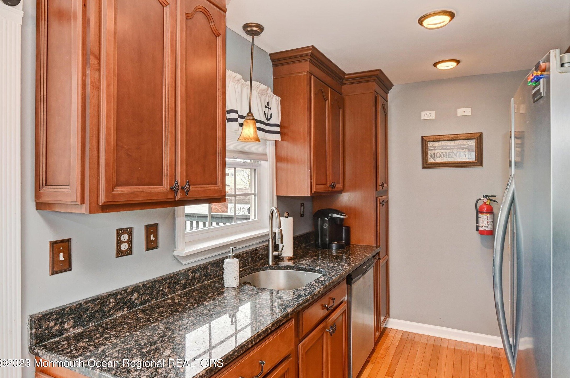 232 Morningside Ave, Keyport NJ  07735-3015 exterior