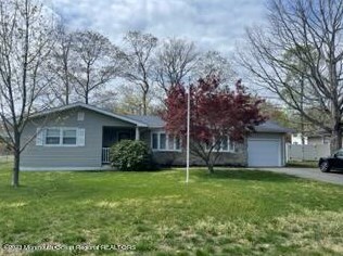 684 Coventry Dr, Toms River, NJ 08753-4407