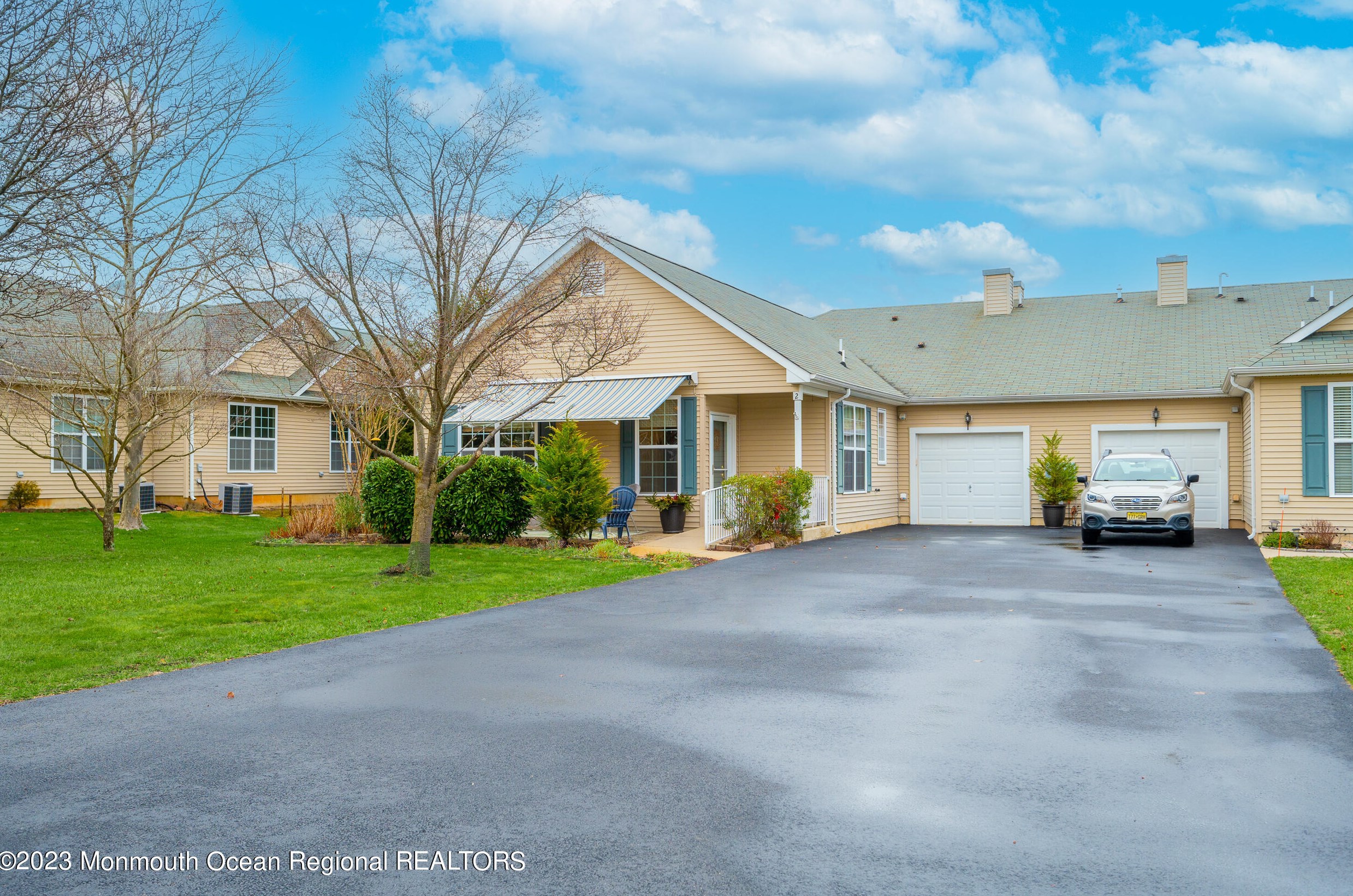 2 Walkabout Ct, Lakehurst, NJ 08759
