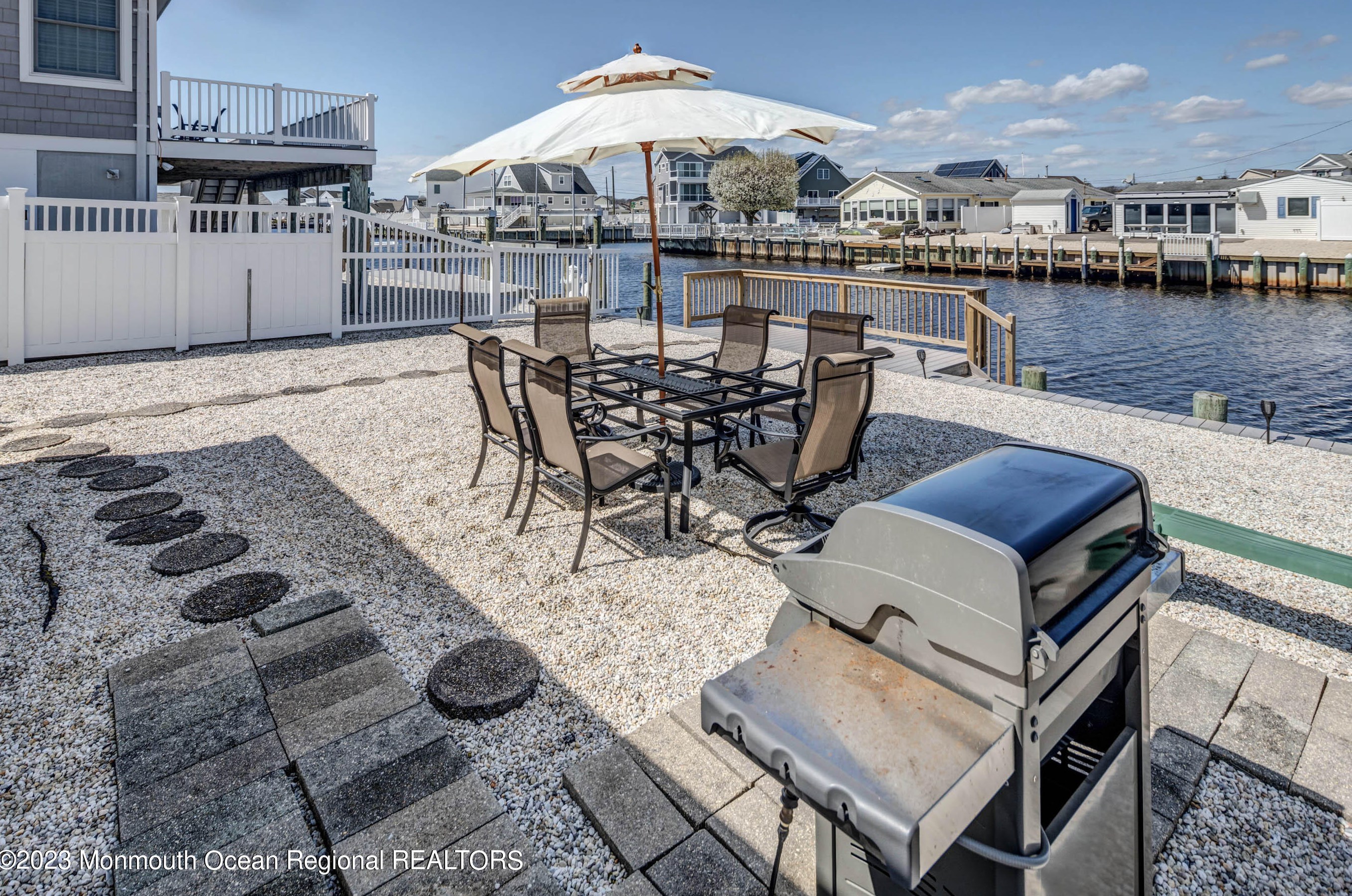 100 Florence Ln, Stafford Township, NJ 08050