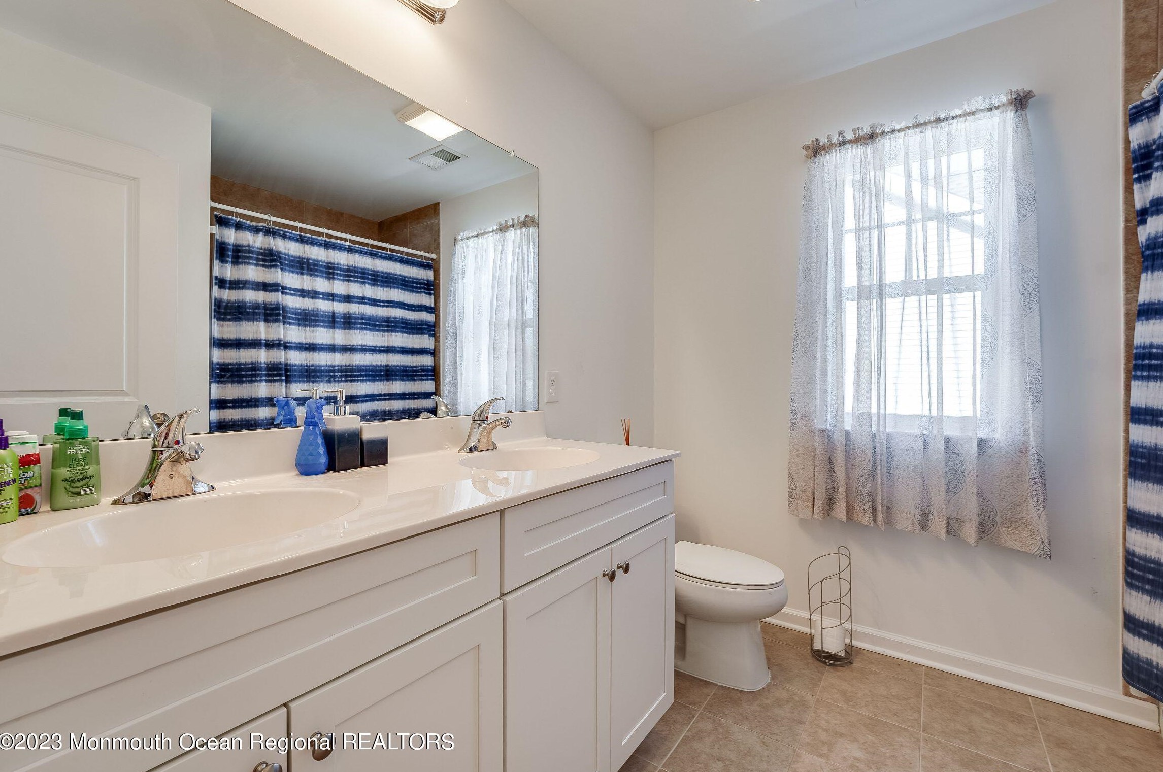 306 Elizabeth Ave, Toms River NJ  08753-7124 exterior