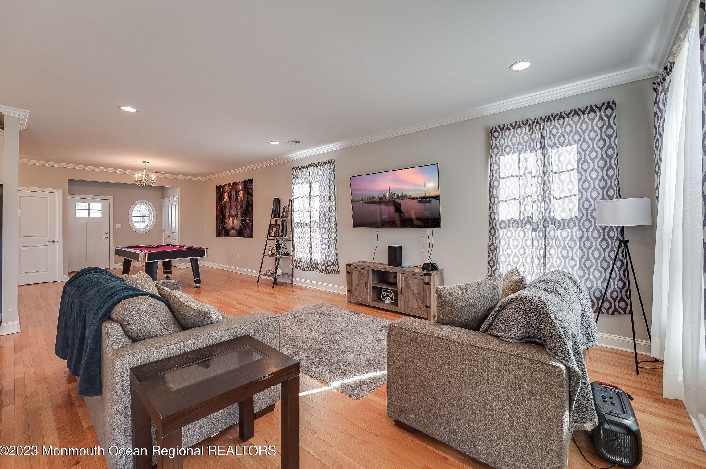 306 Elizabeth Ave, Toms River NJ  08753-7124 exterior