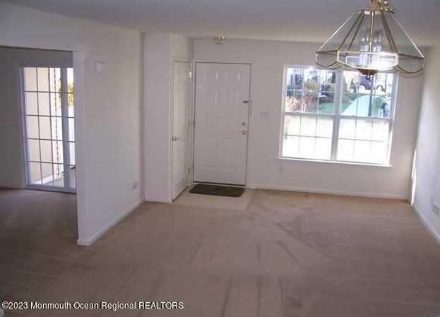 172 Brookfield Dr, Jackson Twp, NJ 08527