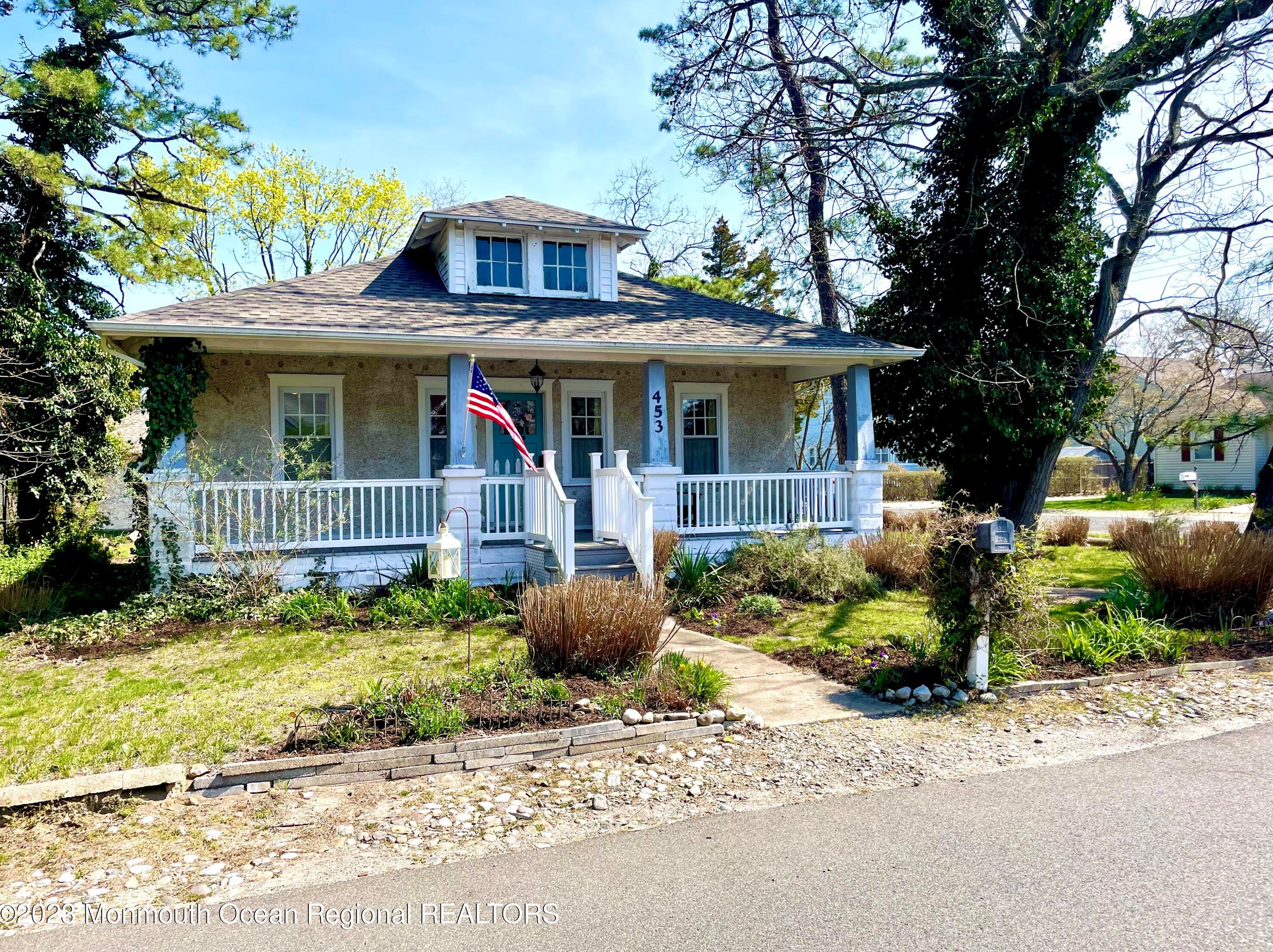 453 Forepeak Ave, Beachwood, NJ 08722-4127