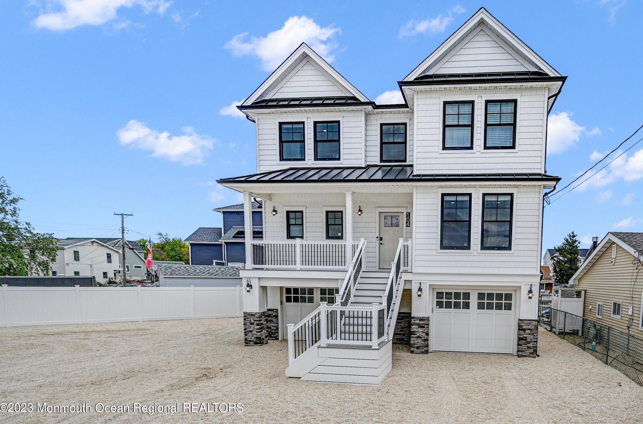 104 Lawrence Dr, Cedar Bonnet Island, NJ 08050