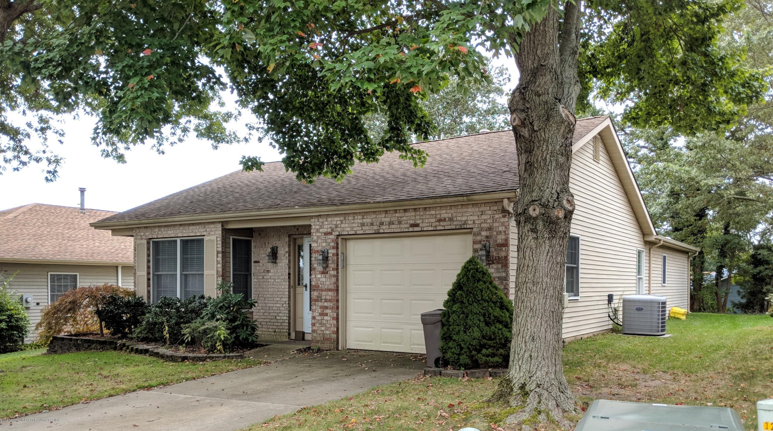 1487 Sanish Ct, Toms River, NJ 08755-0840