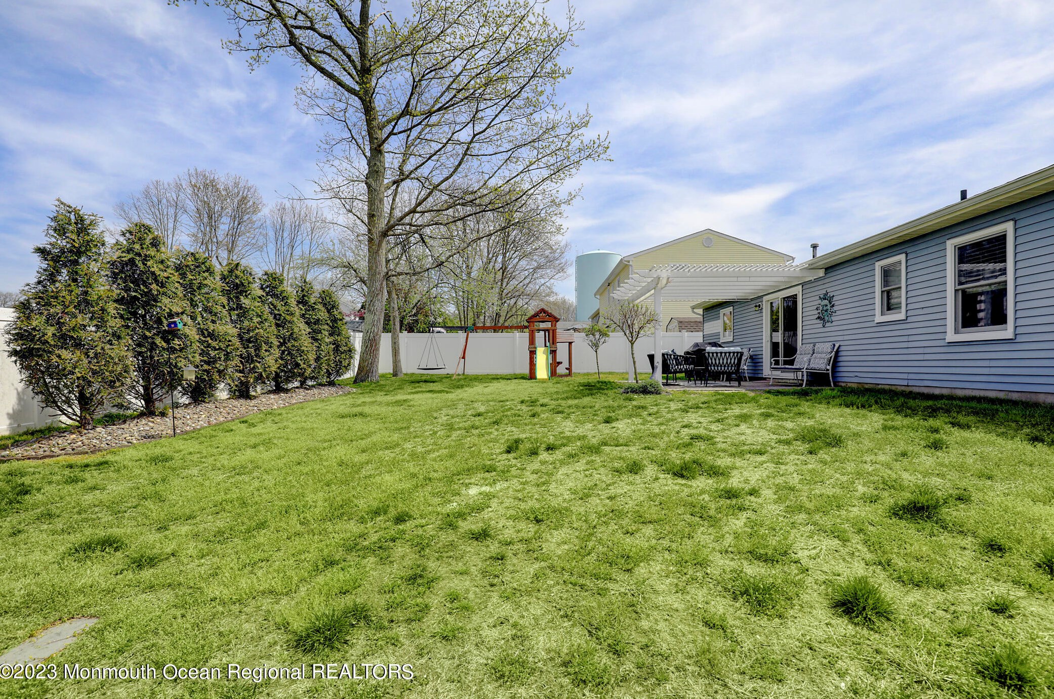 6 Lorelei Dr, Wall Township NJ  07731-2844 exterior