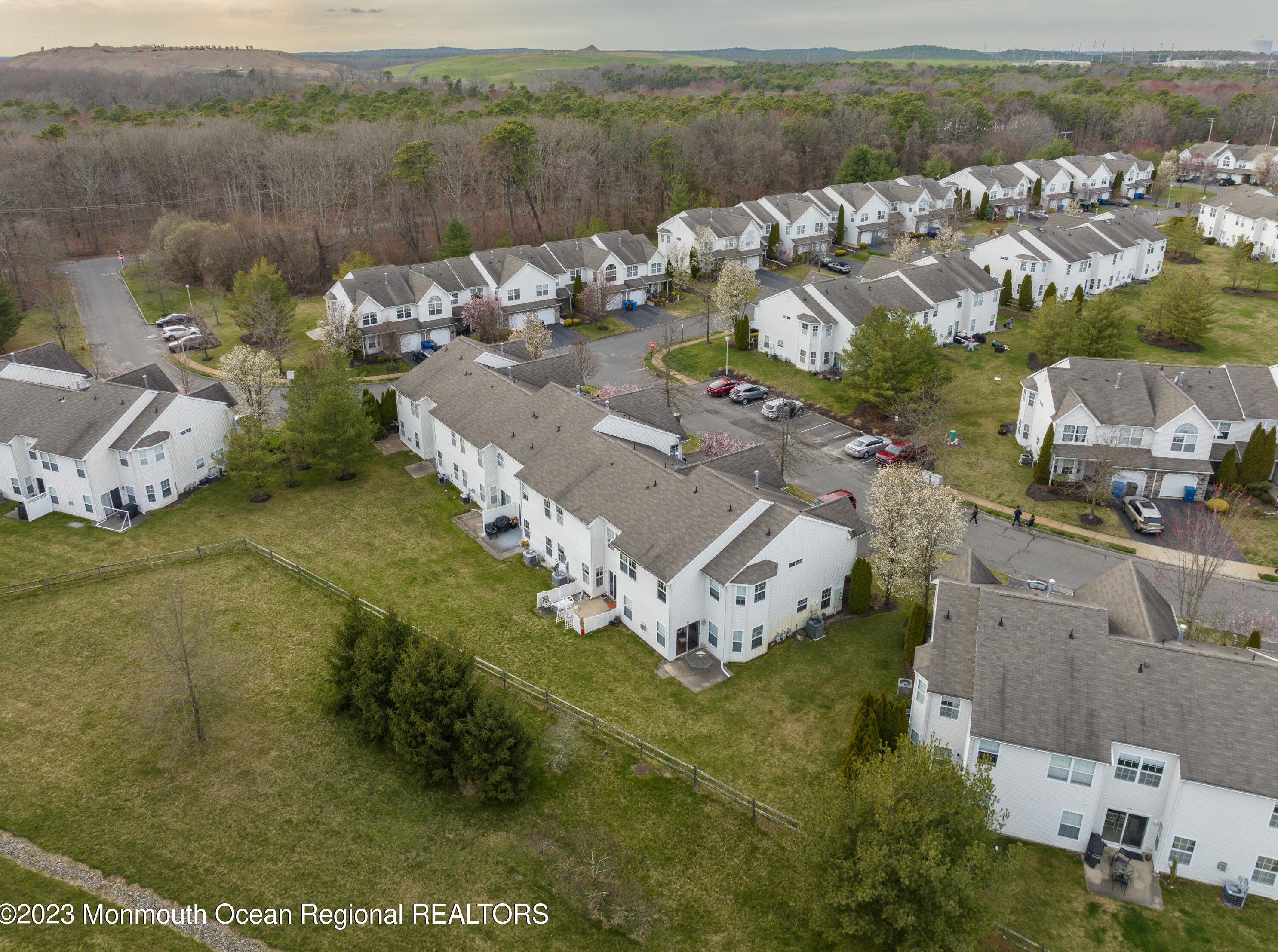 86 San Anita Dr, Wall Township NJ  07753-7568 exterior